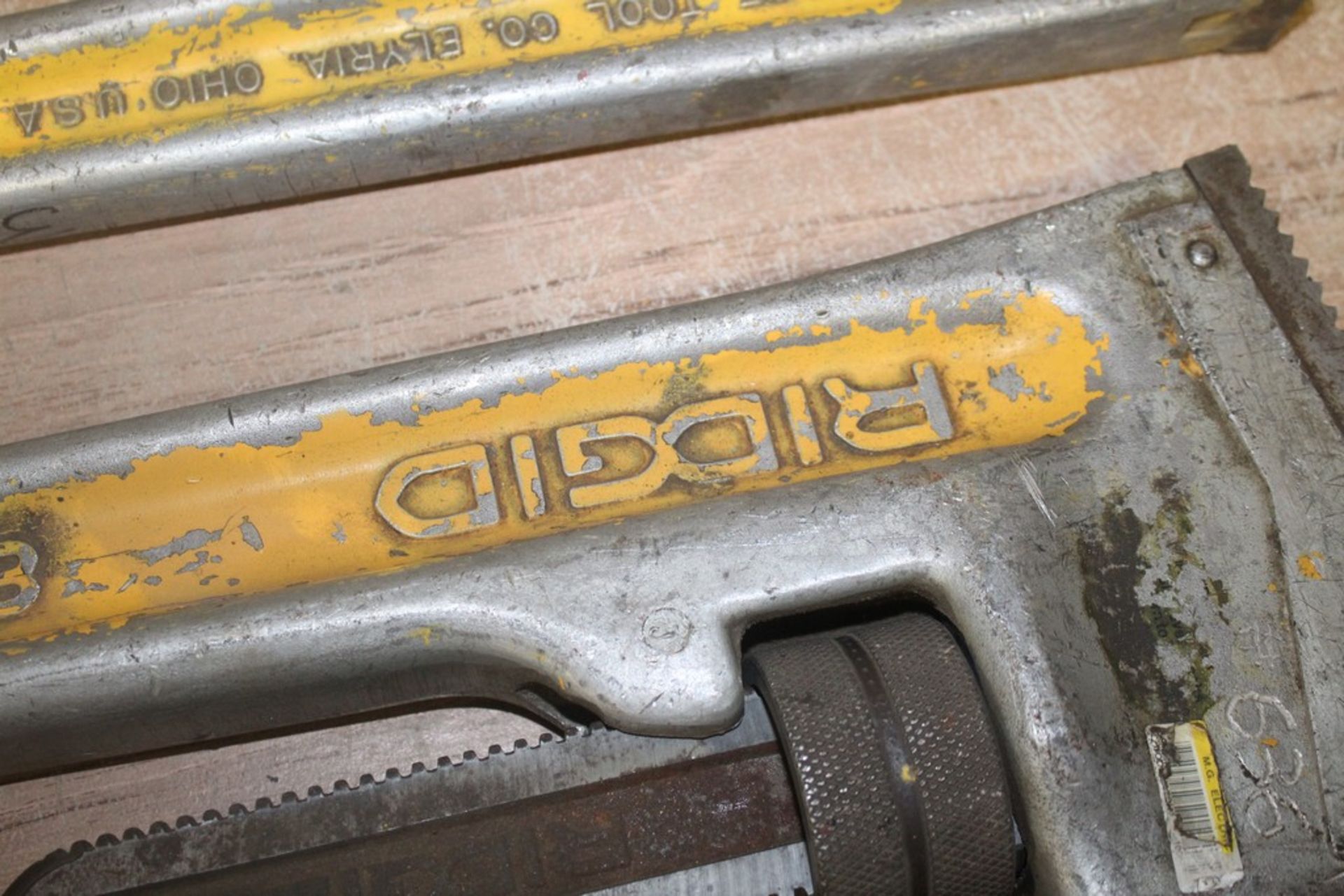 RIDGID 48" ALUMINUM PIPE WRENCH - Image 2 of 3