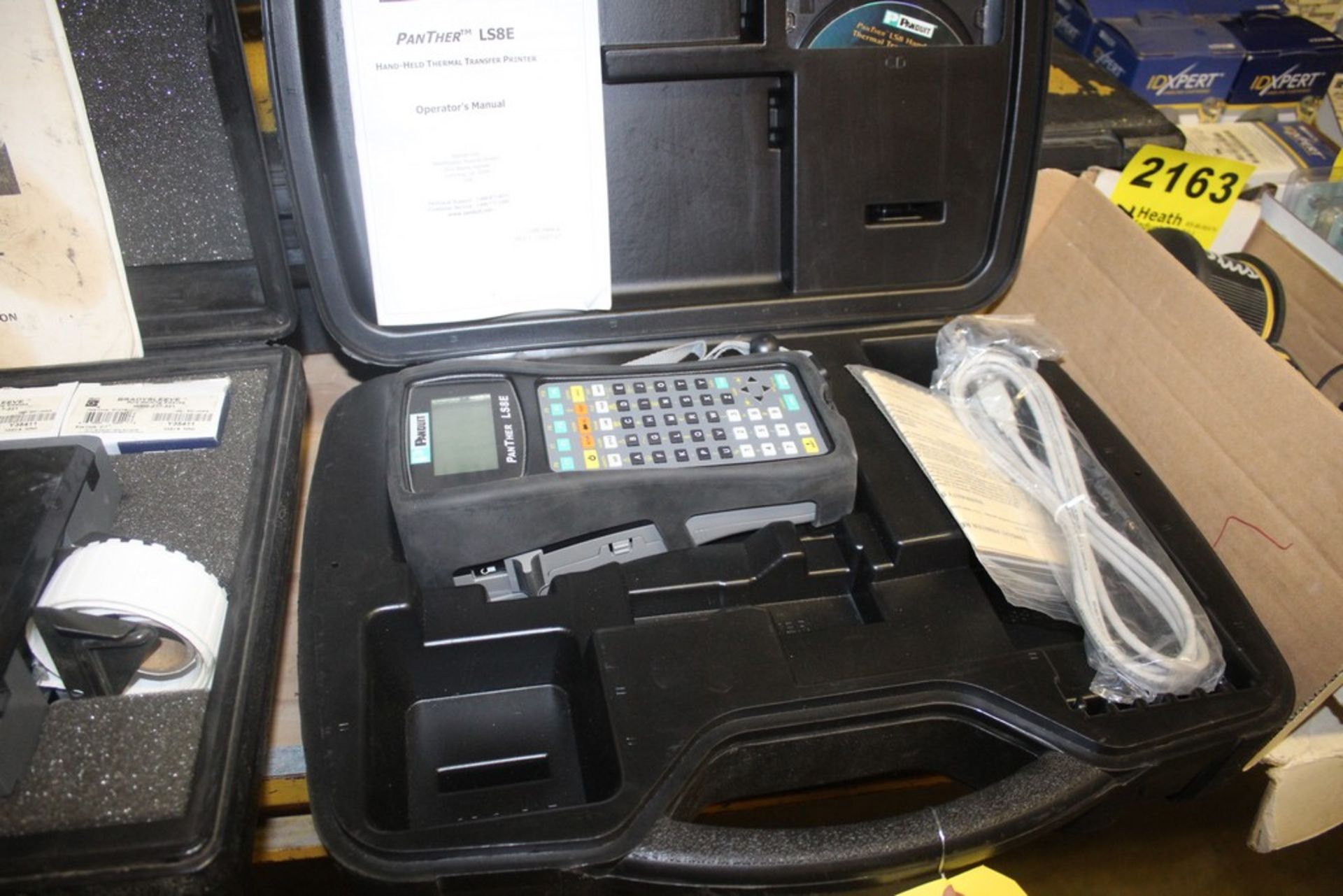 PANDUIT PANTHER MODEL LS8E HAND HELD THERMAL TRANSFER PRINTER