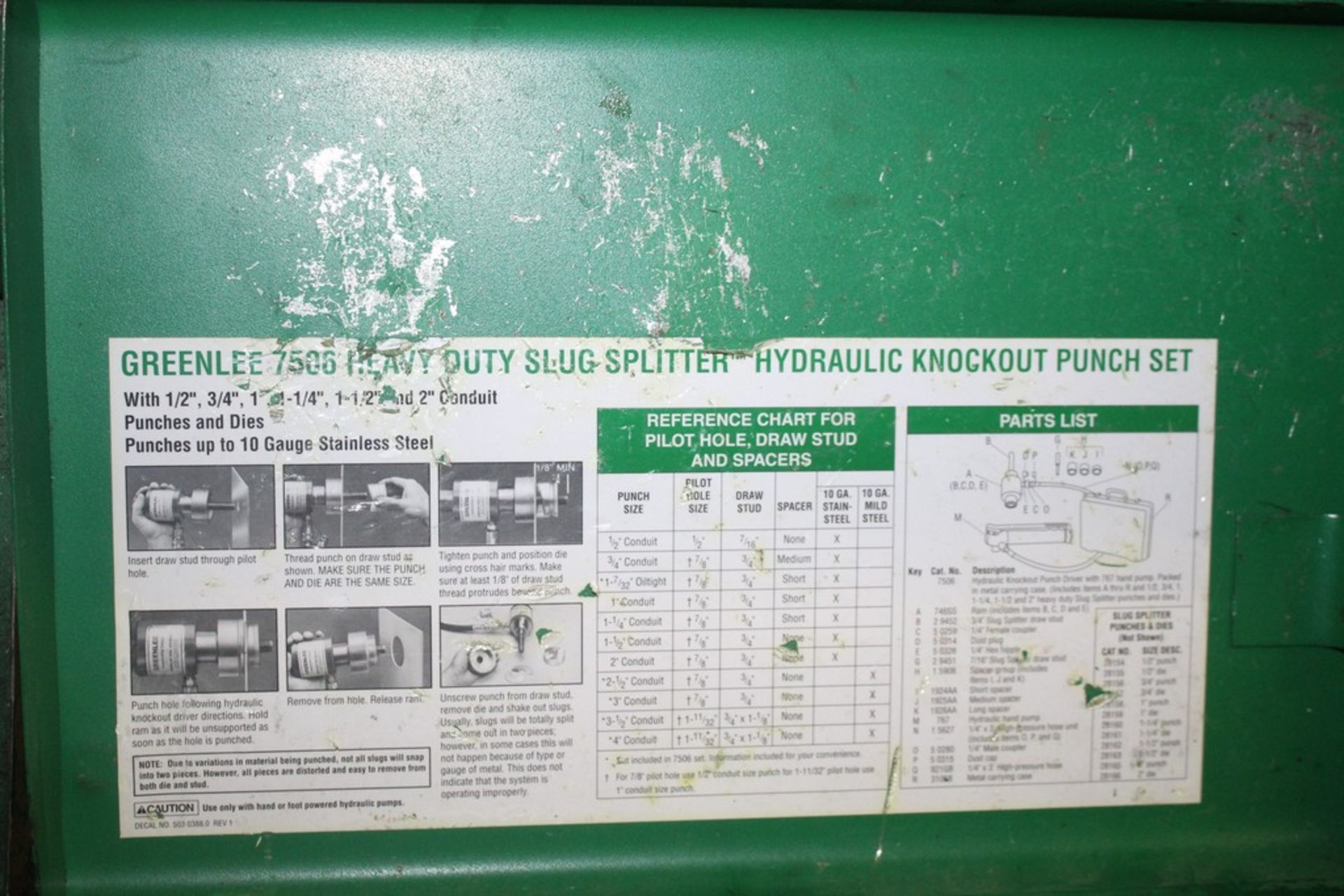 GREENLEE 7506 "SLUG-SPLITTER" HYDRAULIC KNOCKOUT SET WITH 767 HAND PUMP FOR 1/2" THRU 2" CONDUIT - Image 2 of 2