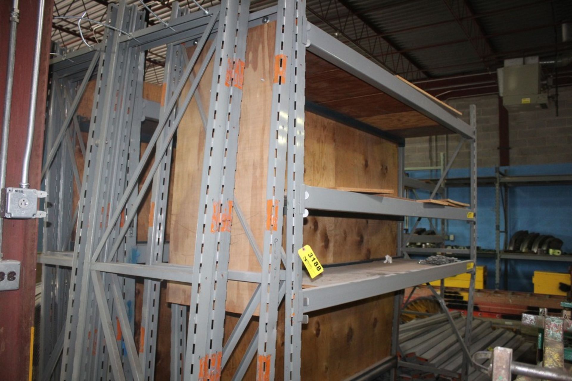 (3) SECTIONS ADJUSTABLE PALLET RACKING WITH (6) UPRIGHTS