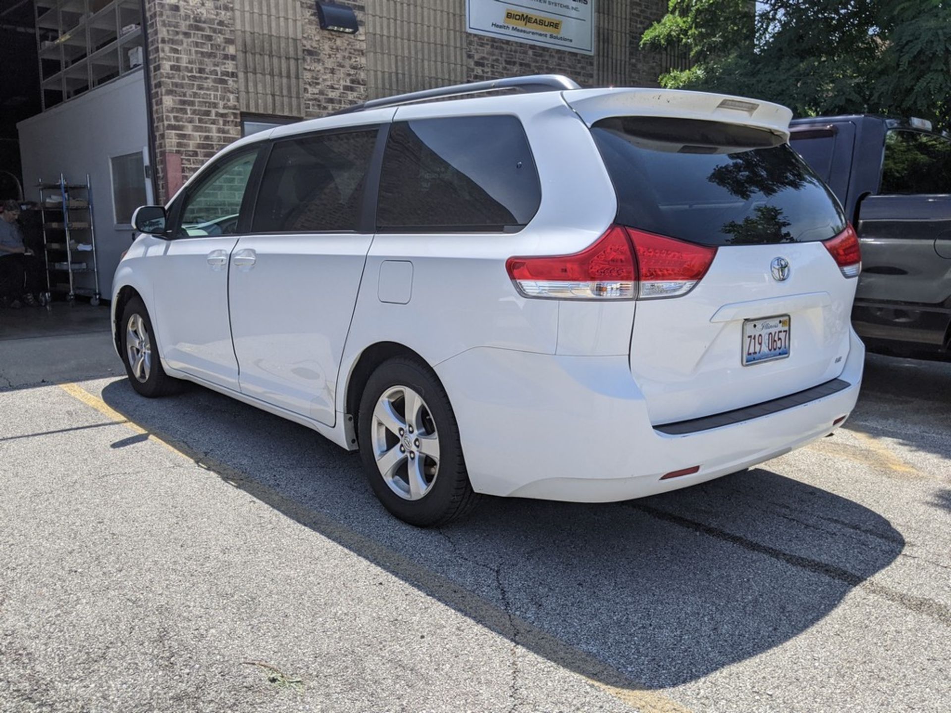 2014 TOYOTA MODEL SIENNA LE VAN, VIN: 5TDKK3DCXES482912, AUTOMATIC TRANSMISSION, APPROX. 240,000 - Image 3 of 14
