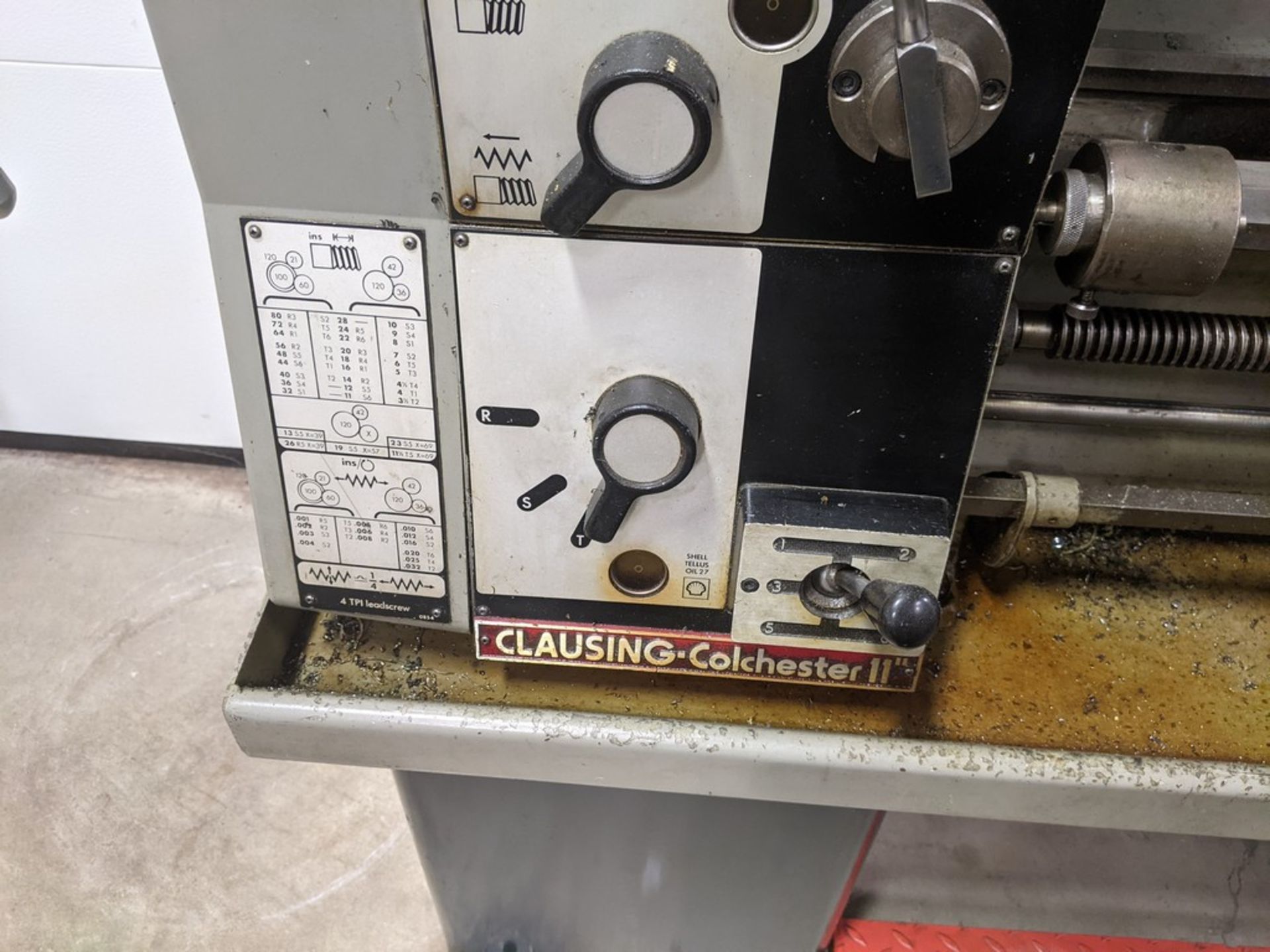 CLAUSING COLCHESTER 11”X40” TOOL ROOM LATHE, S/N 2/0021/01702, 2000 RPM SPINDLE, 6” 6 JAW CHUCK, - Image 3 of 8