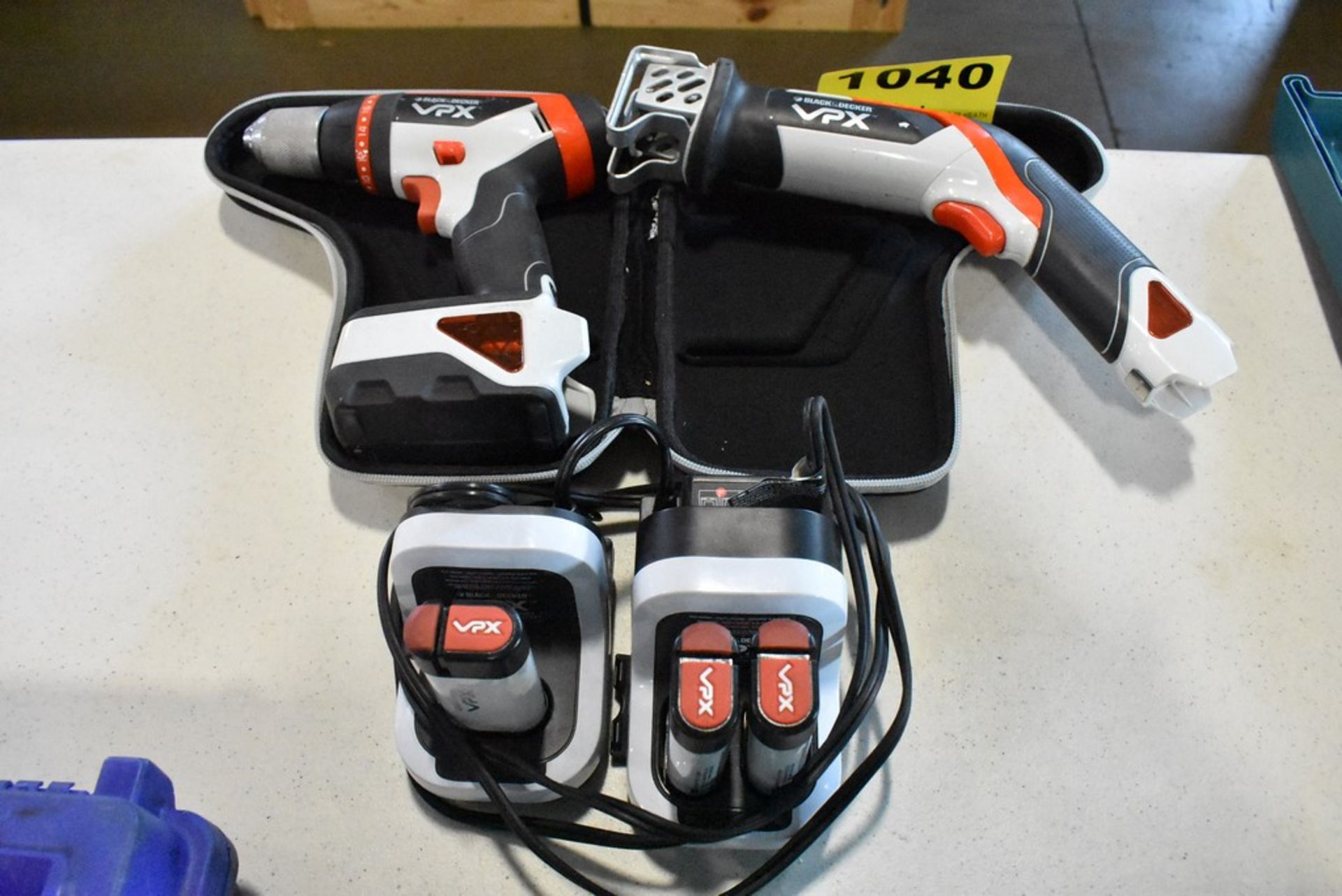 BLACK & DECKER MODEL VPX301, VPX1212 CORDLESS DRILL DRIVER WITH BATTERIES & CHARGERS