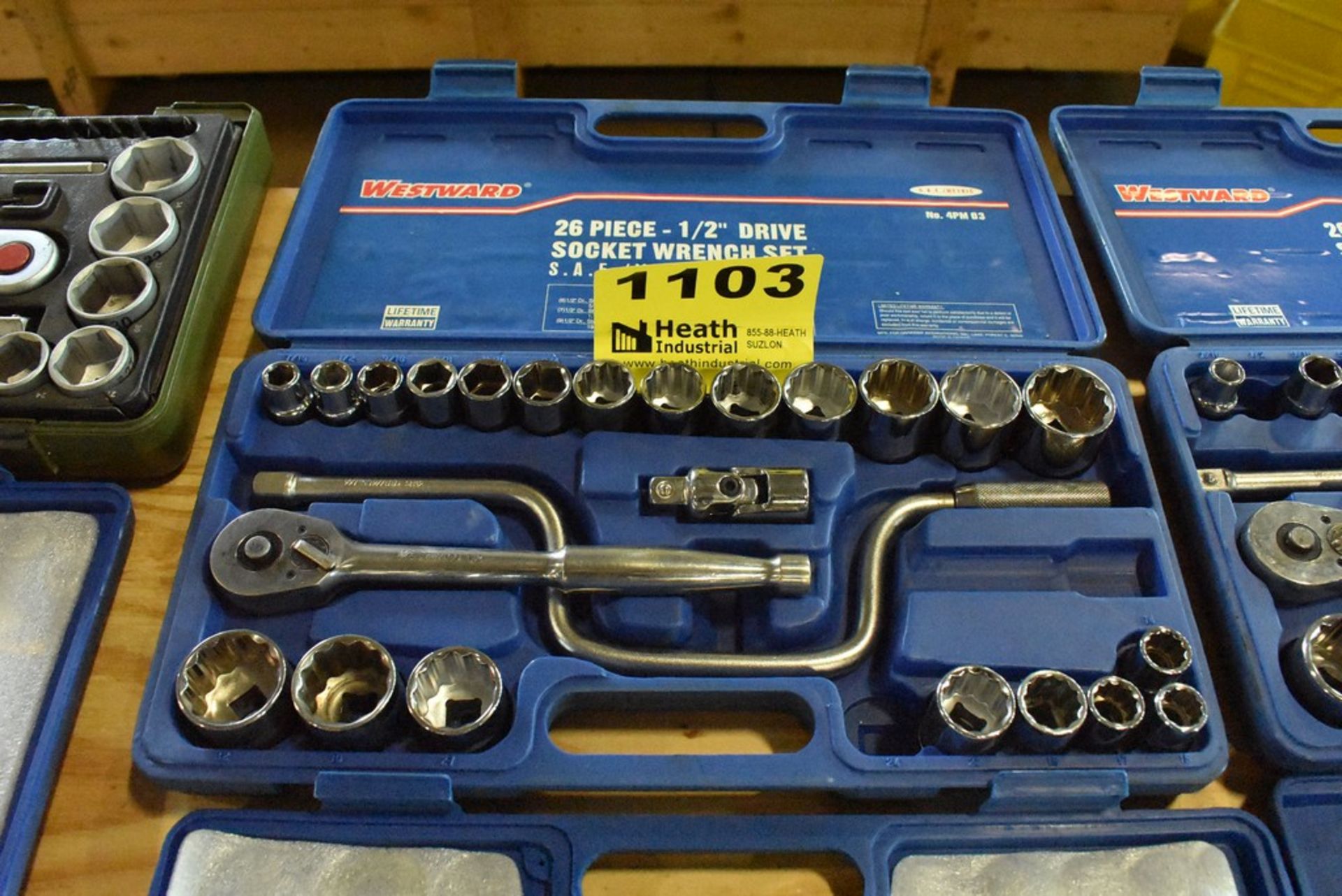 WESTWARD 24 PIECE 1/2" DRIVE SOCKET SET