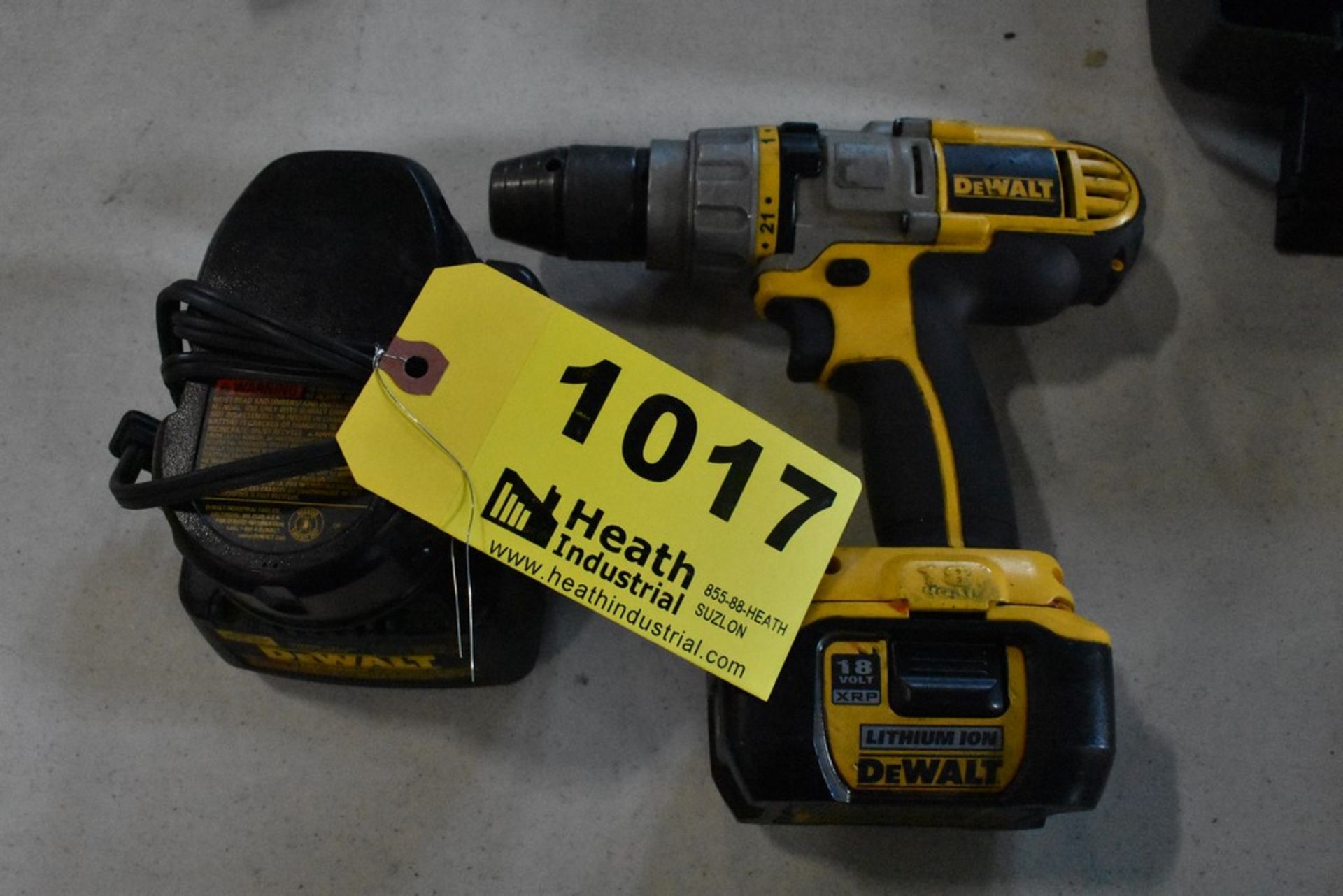 DEWALT MODEL DCD970 XRP 1/2" CORDLESS 18V DRILL / DRIVER, WITH (2) BATTERIES & CHARGER