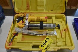 LUMAX SUPER LUBER MODEL LX-1162 12V CORDLESS GREASE GUN (NO BATTERY OR CHARGER)