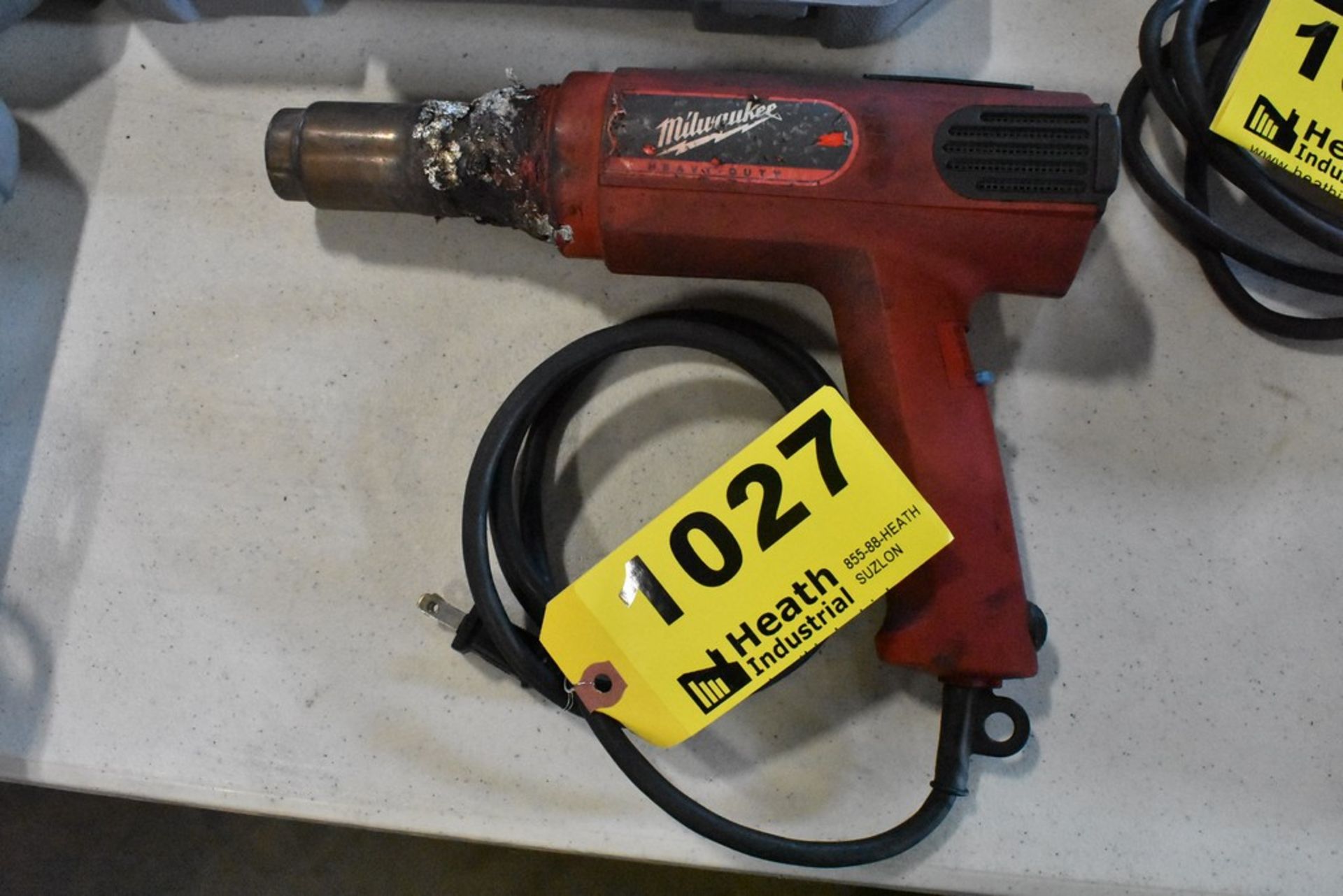 MILWAUKEE NO. 8988-20 HEAT GUN