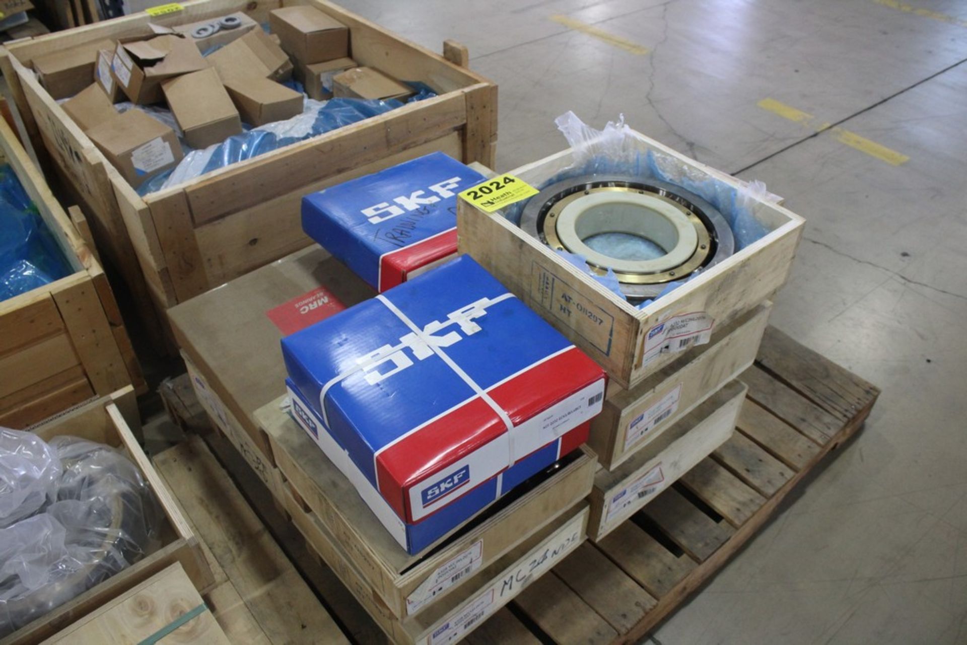 (1) ASSORTED SKF AND MRC BEARING ON PALLET