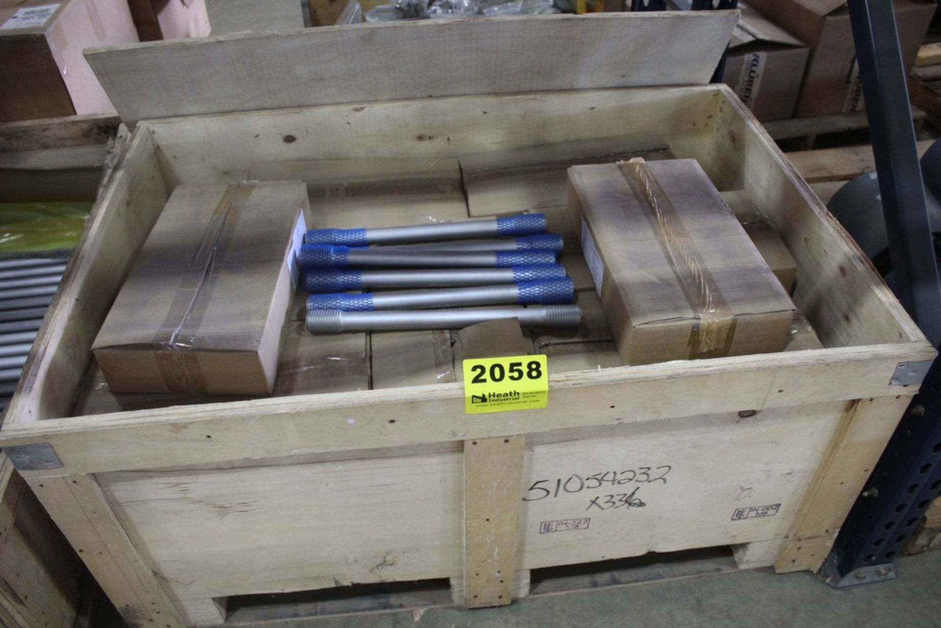 (1) CRATE OF STUD BOLT LTV M36 X 410