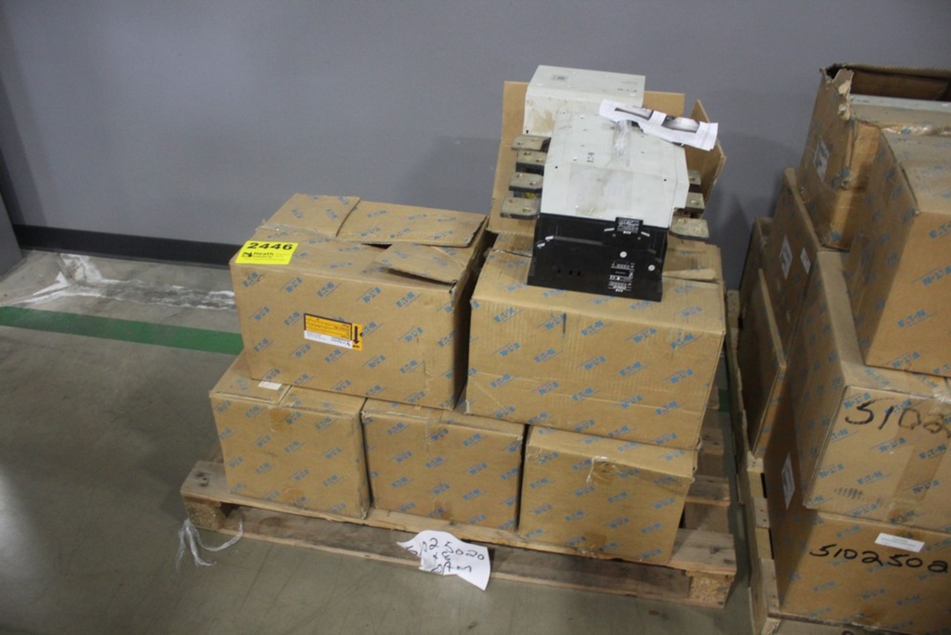 (10) EATON CONTACTORS ON PALLET(OUT OF SERVICE) - Image 2 of 2