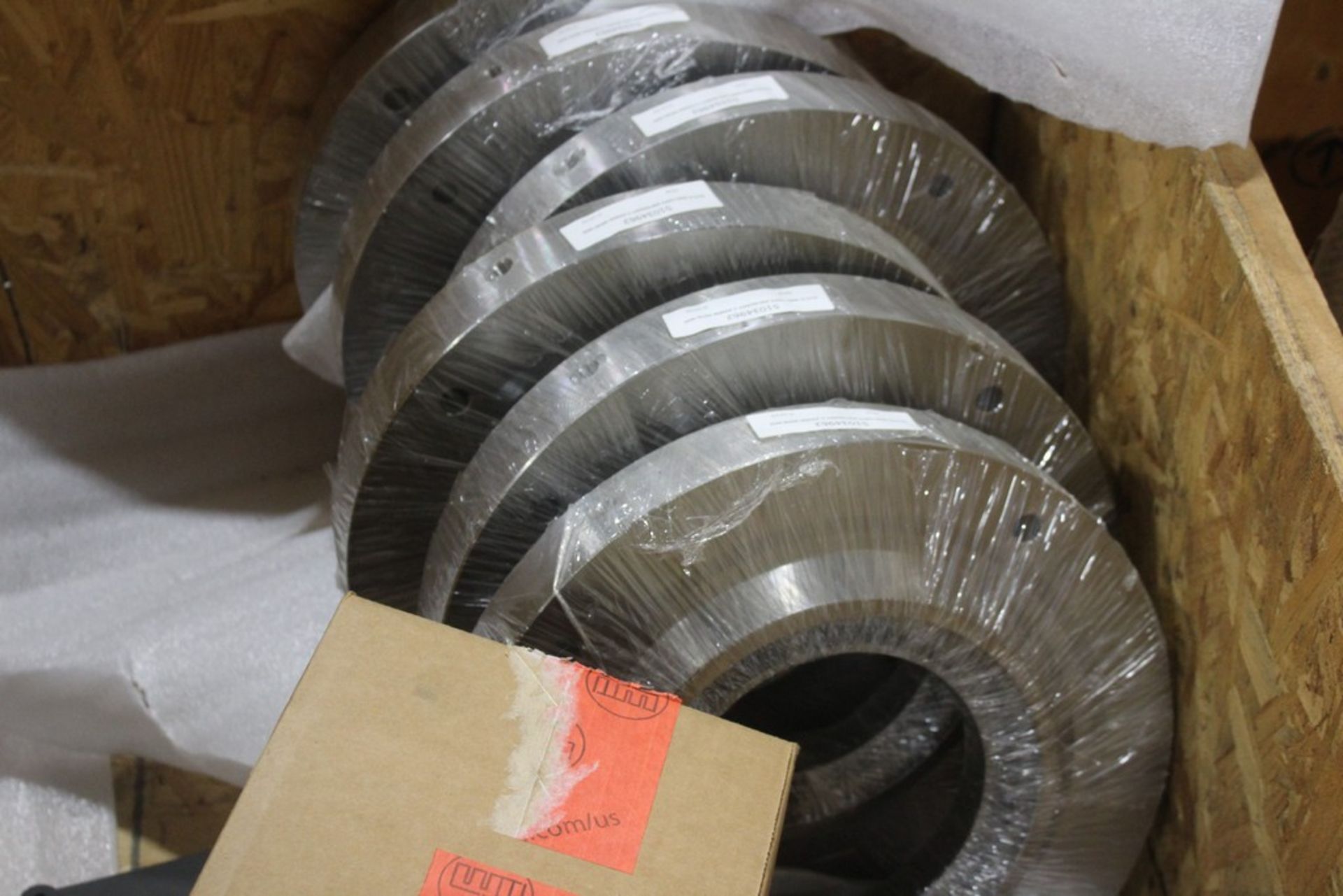 (10) WINERGY- OUT/S BEARING CAP4.31.25MW-60HZ-NDE SUZLON PART # 51034962 - Image 2 of 2