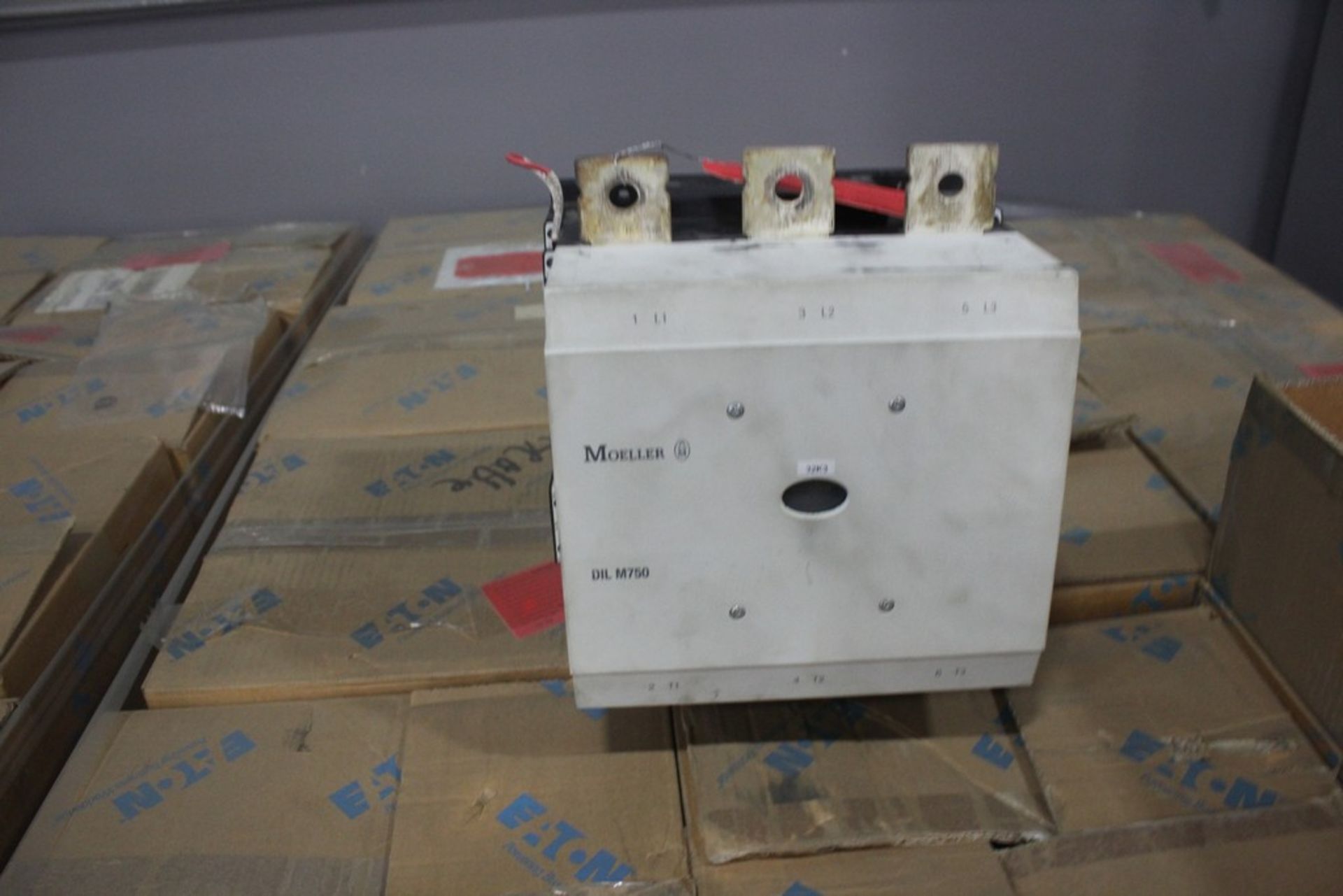 (32) EATON CONTACTORS ON PALLET(OUT OF SERVICE)
