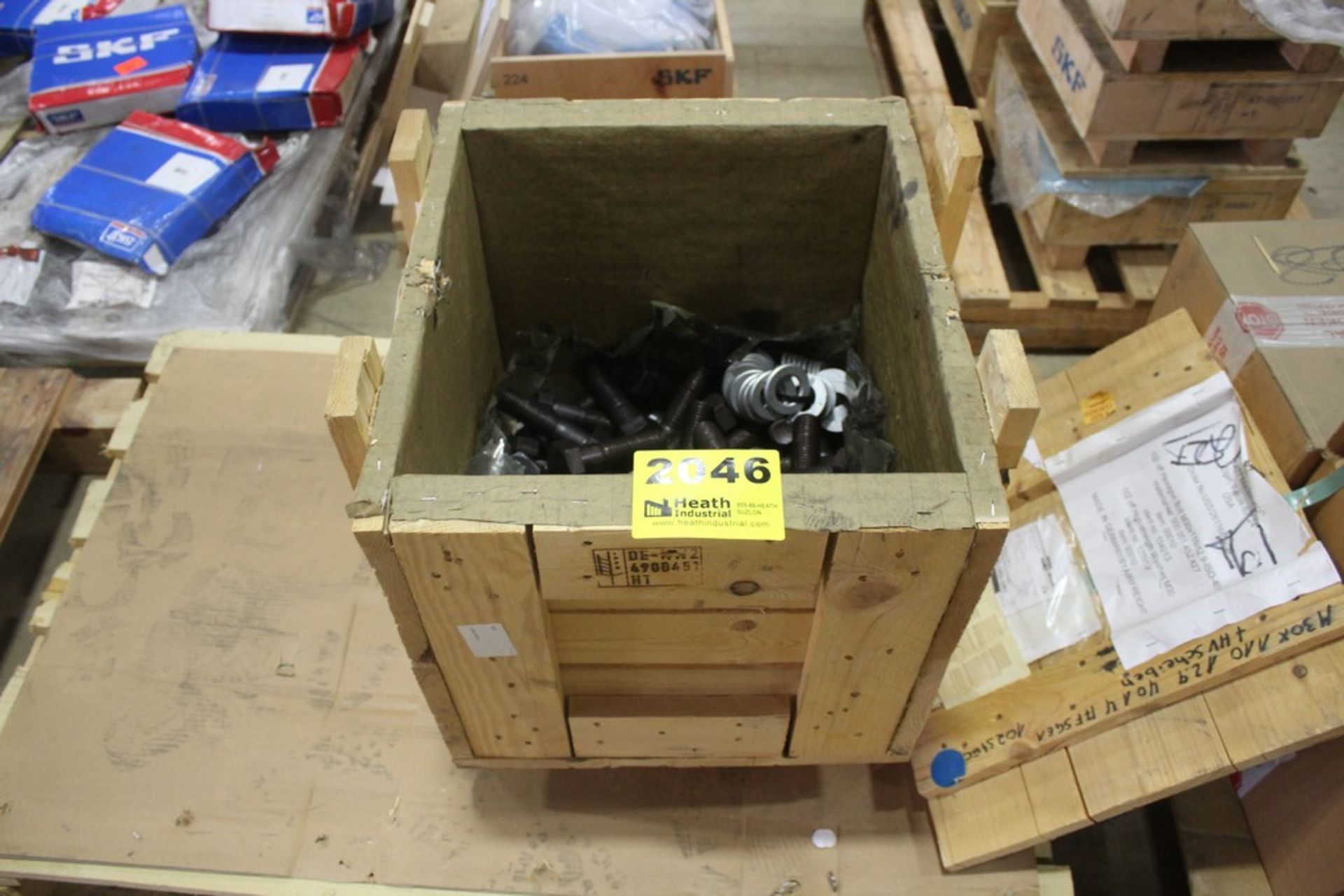 (1) CASE OF HEXAGON BOLTS, M30 X 110-12, WITH WASHERS