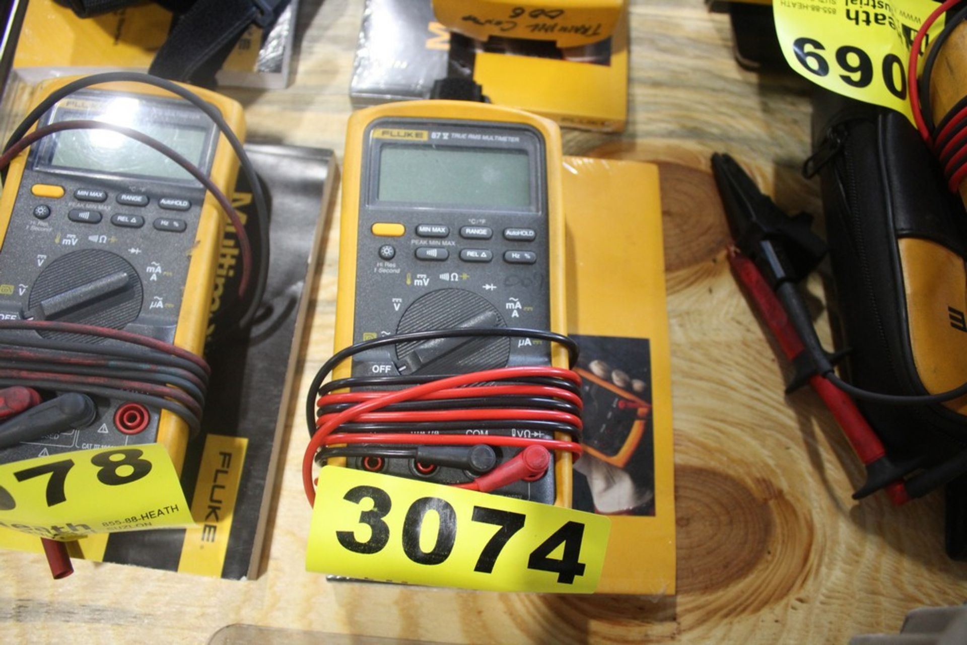 FLUKE MODEL 87-V INDUSTRIAL TRUE-RMS METER