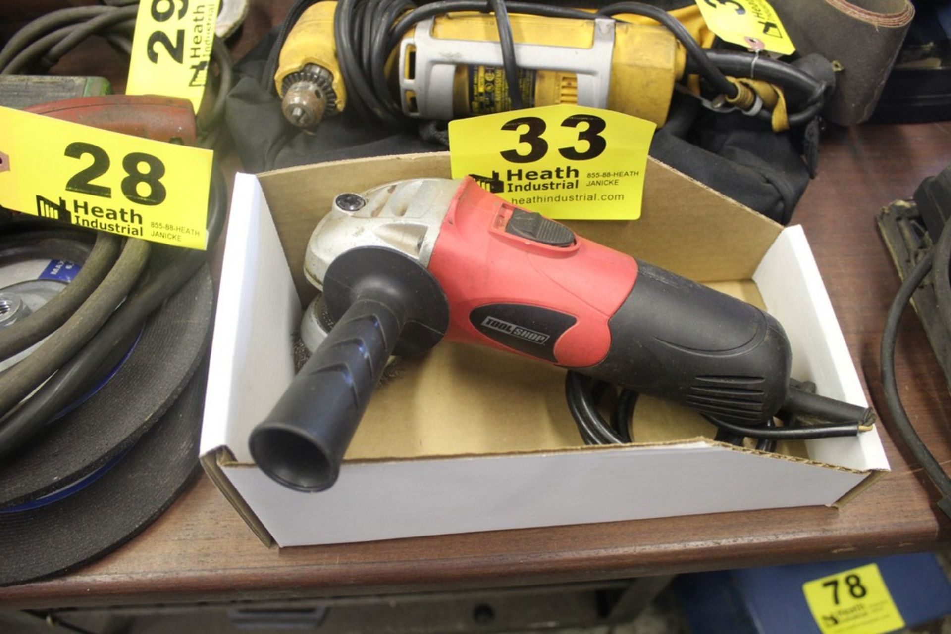 TOOL SHOP 4-1/2" RIGHT ANGLE GRINDER