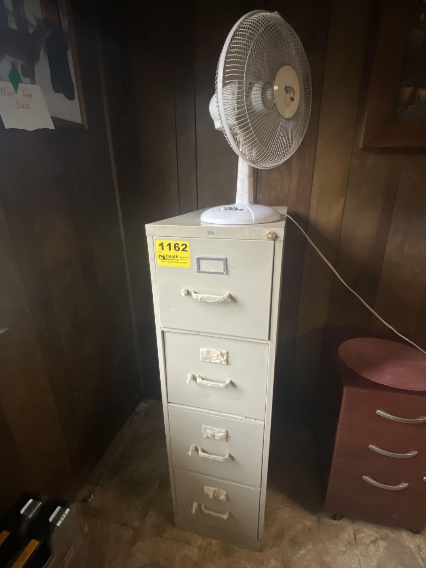 FOUR DRAWER FILE CABINET WITH VARIABLE SPEED FAN