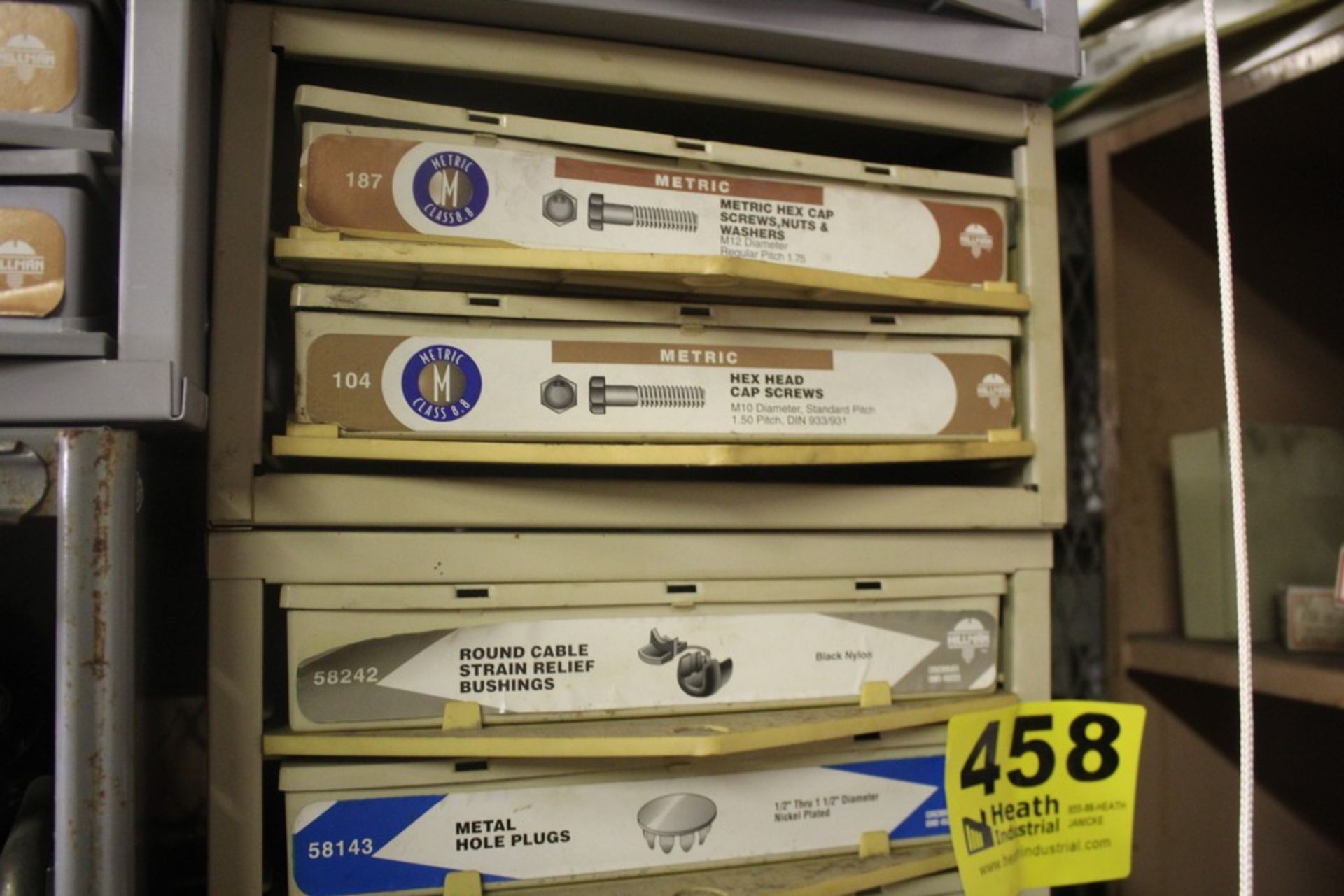 (9) ASSORTED SCREWS, NUTS & ANCHOR CABINETS - Image 4 of 5