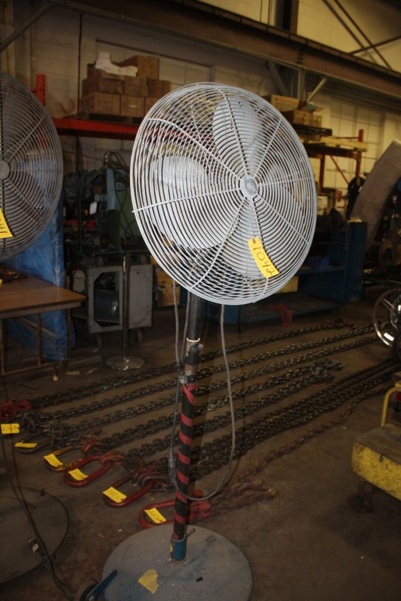 PEDESTAL FAN