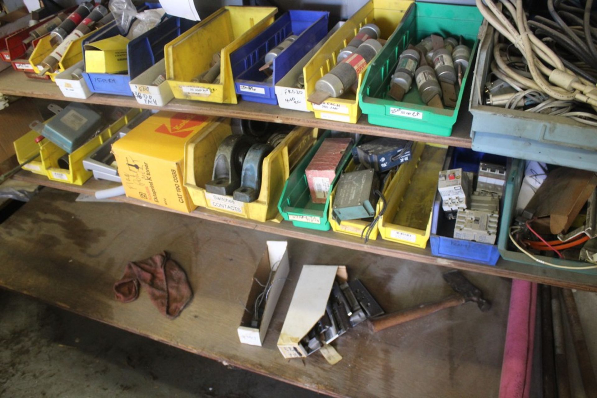 CANTILEVER RACK WITH ASSORTED FUSES, ETC. - Image 3 of 3