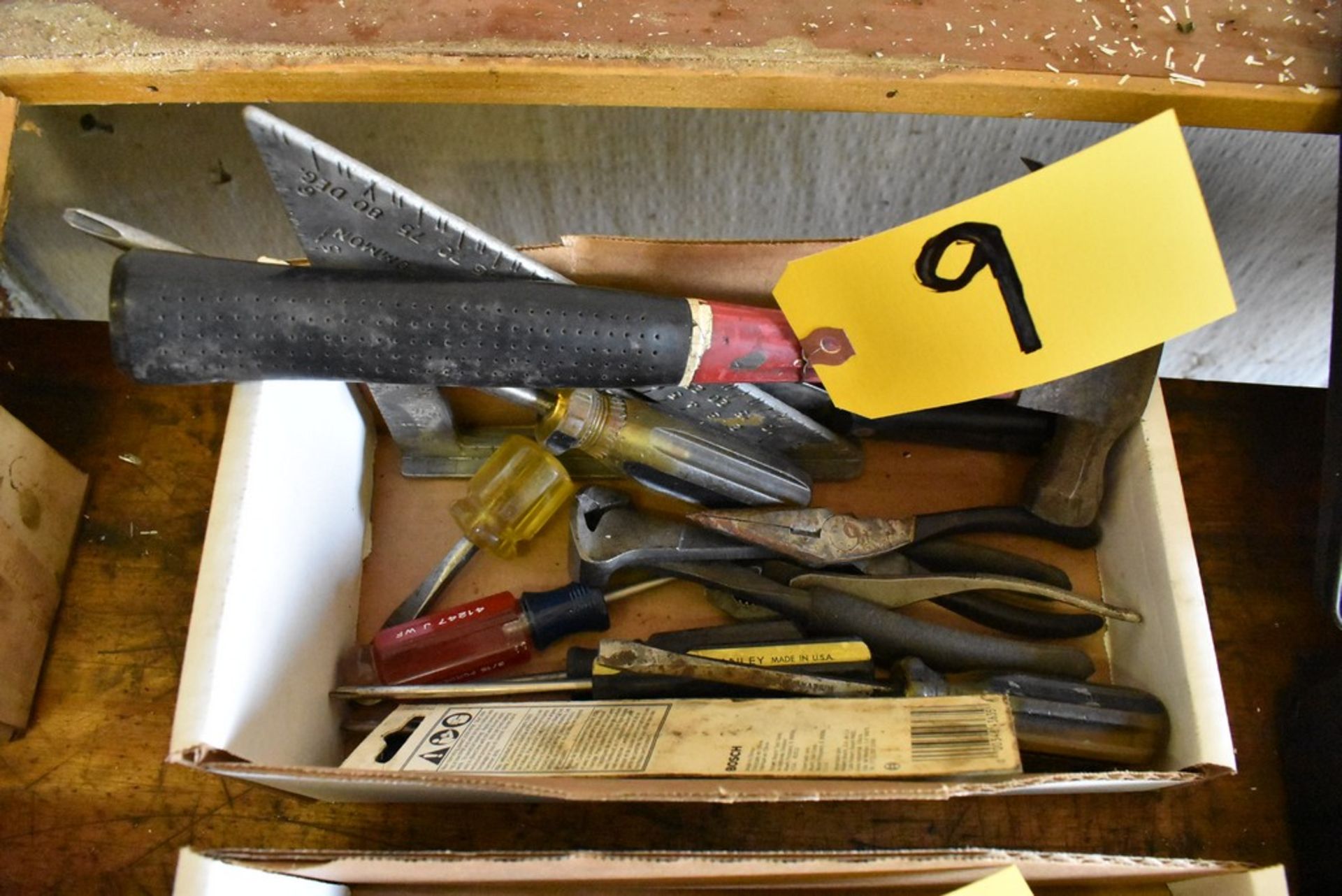 ASSORTED HANDTOOLS