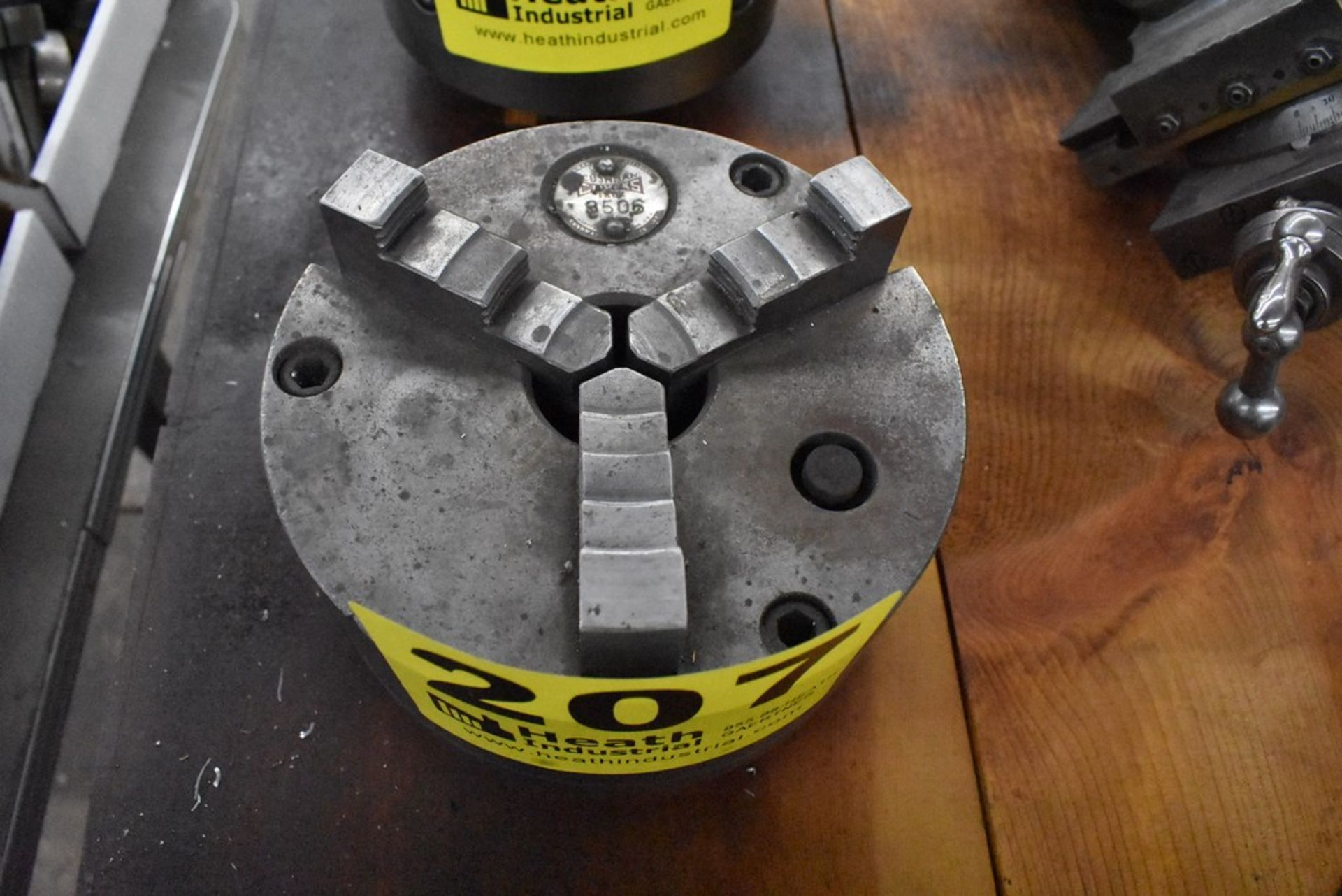 CUSHMAN 6-1/2" 3-JAW CHUCK