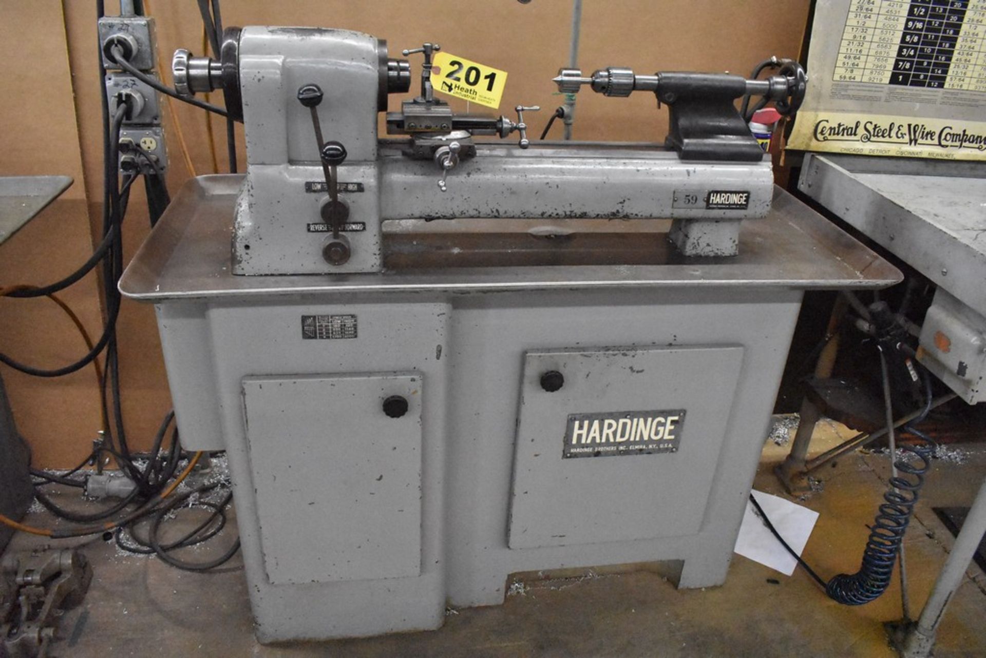 HARDINGE NO. 59 PRECISION SPLIT BED LATHE, S/N 59-23537-1, WITH SWIVEL COMPOUND