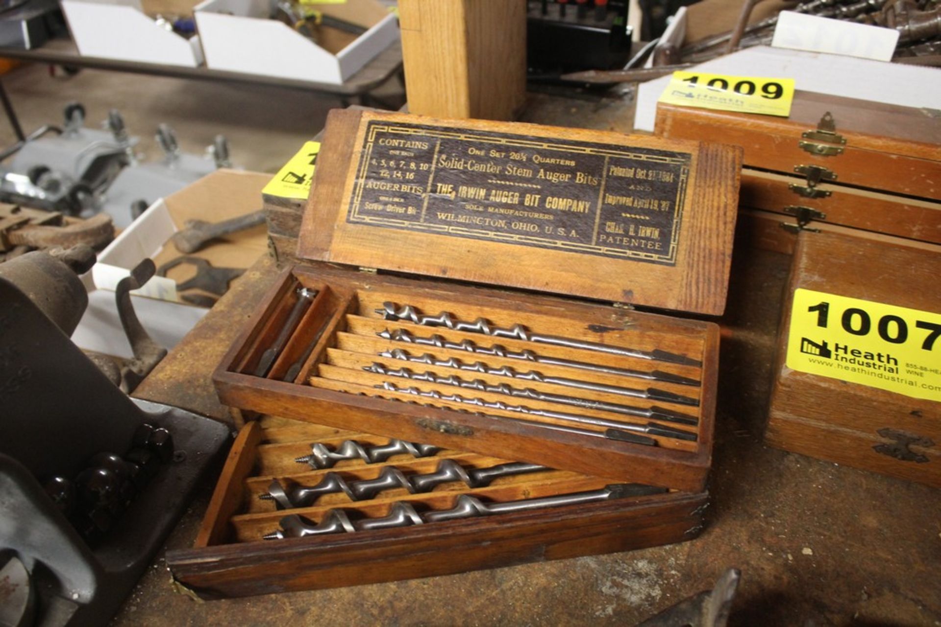 SET OF DRILL BITS WITH WOOD CASE - Image 2 of 2