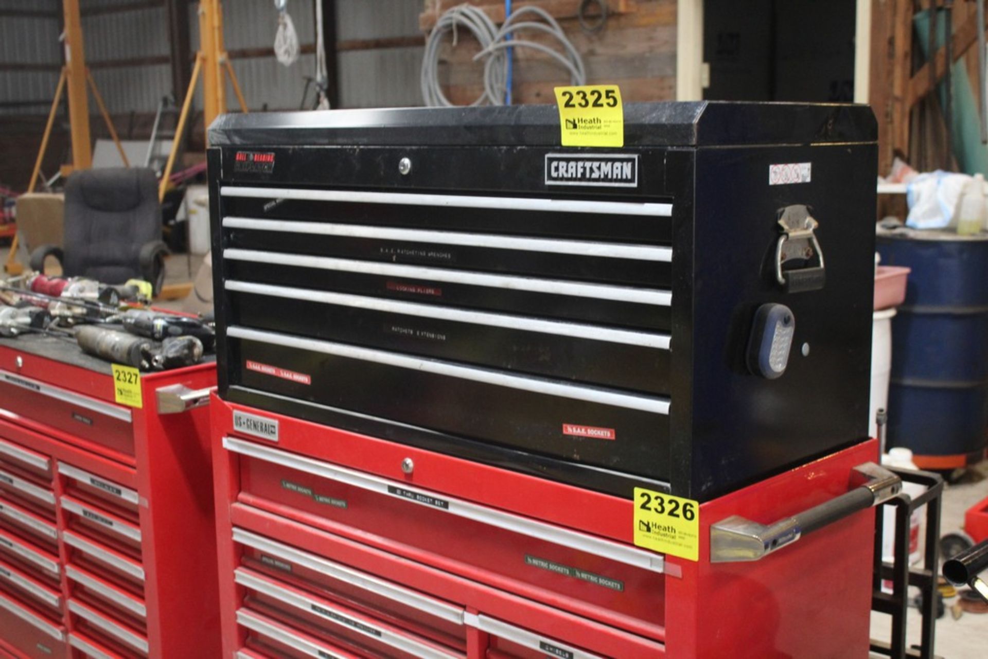 CRAFTSMAN TOOL BOX, 40" X 18" X 20"