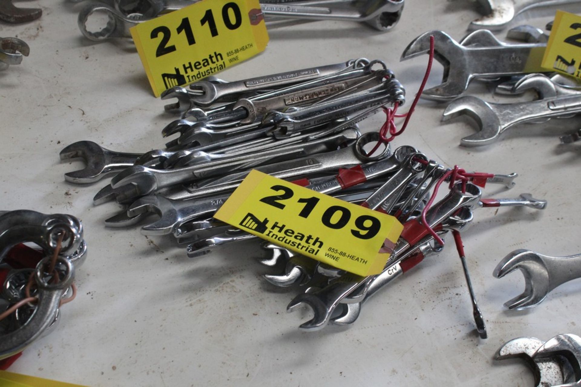 LARGE QTY OF METRIC & SAE COMBINATION WRENCHES