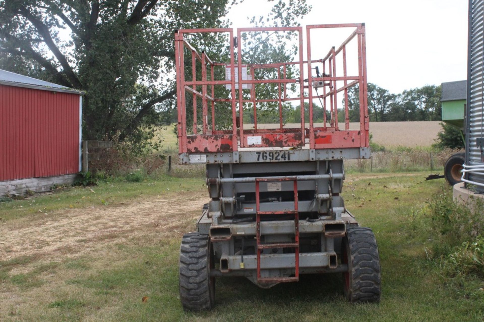 SKYJACK 27' MODEL SJ7127 4X4 ELEVATING SCISSOR LIFT, S/N 341484 (NEW 2005), 1,500 LB. CAPACITY, - Image 6 of 11