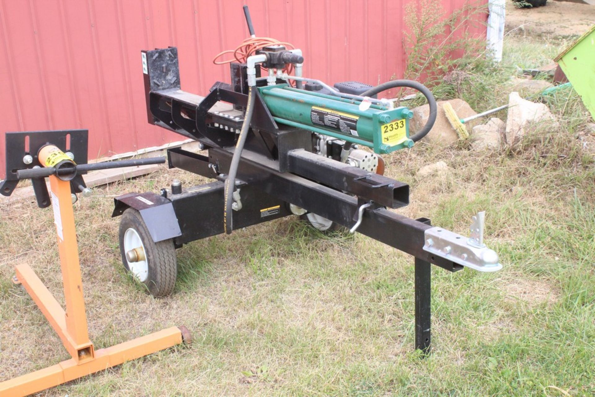 FOREST KING 22 TON HYDRAULIC LOG SPLITTER S/N YTL23308 - Image 2 of 7