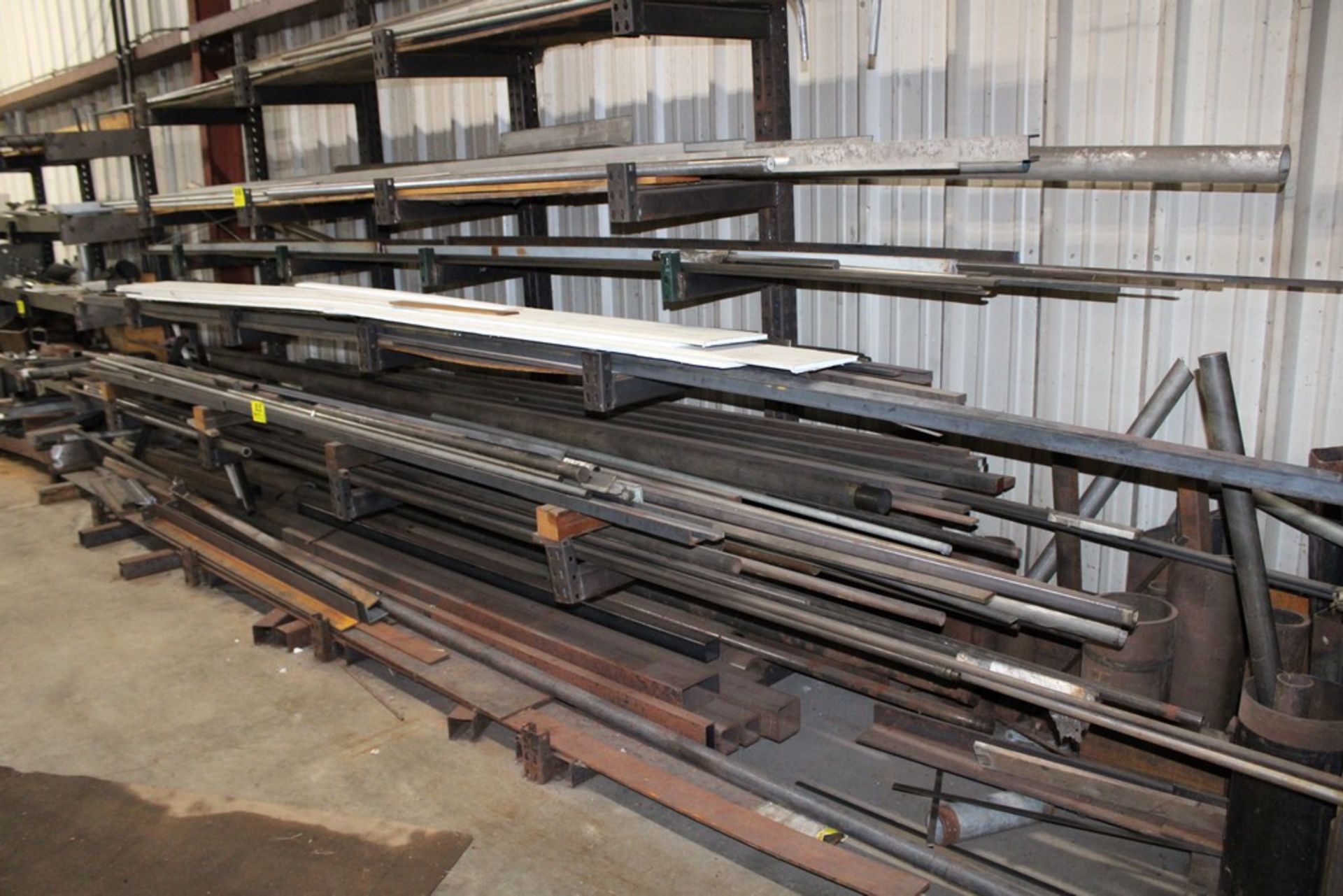LARGE QTY OF ALUMINUM & STEEL STOCK ON RACK - Image 3 of 7