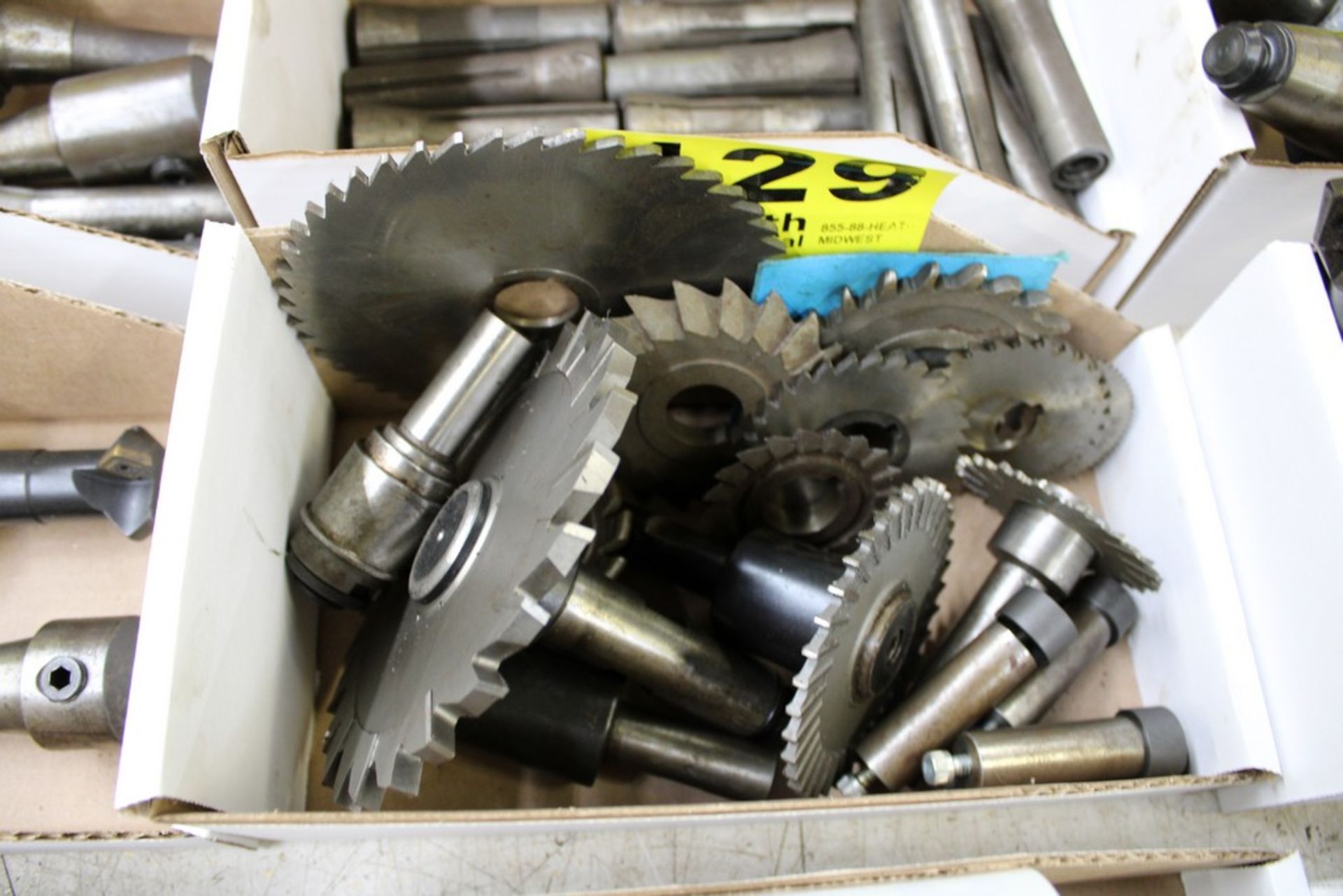 FLY CUTTERS & MILLING UCTTERS IN BOX