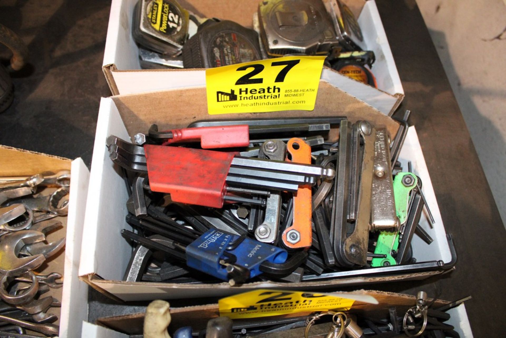 ALLEN WRENCHES IN BOX