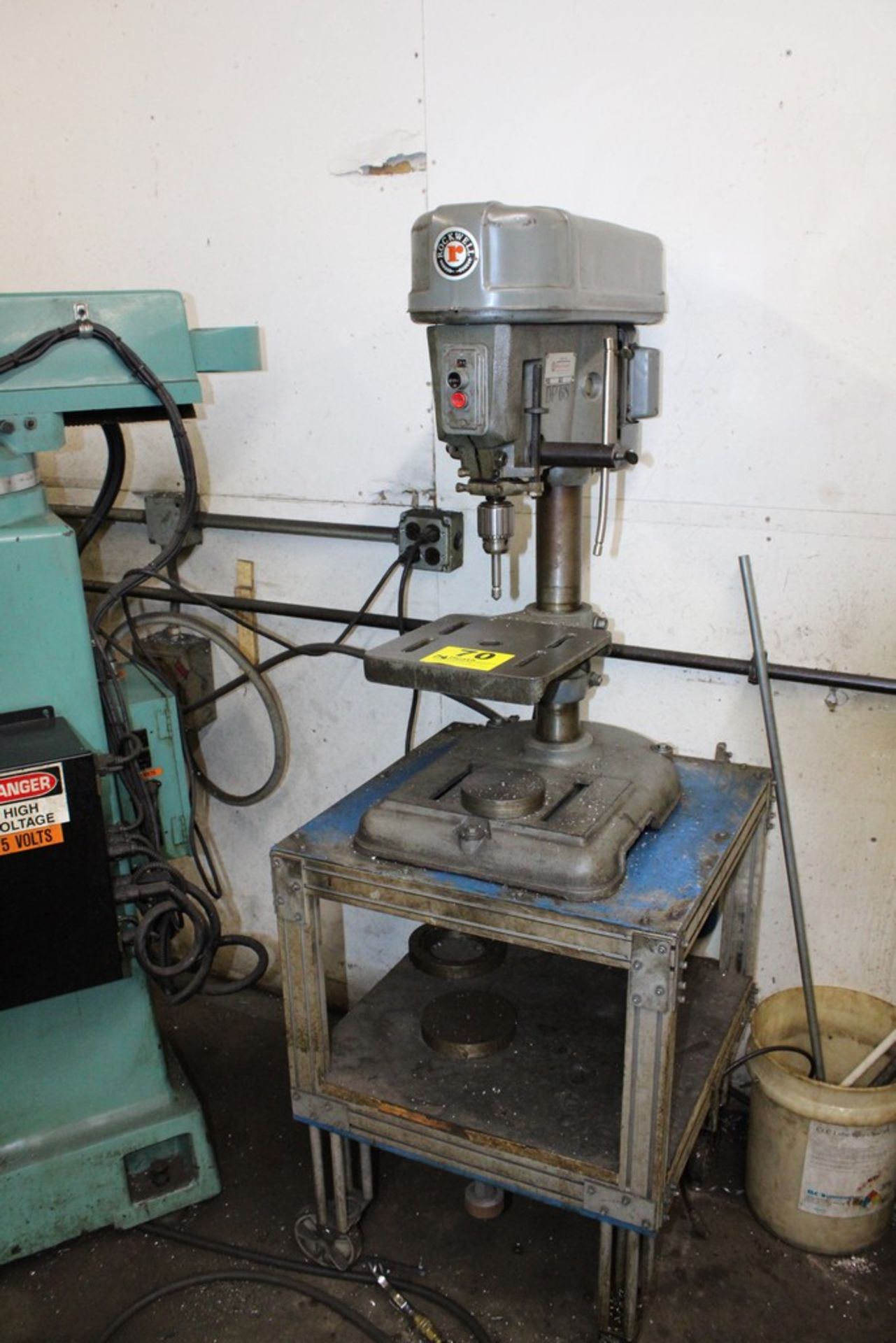 DELTA ROCKWELL 15" BENCH TOP DRILL PRESS WITH CART