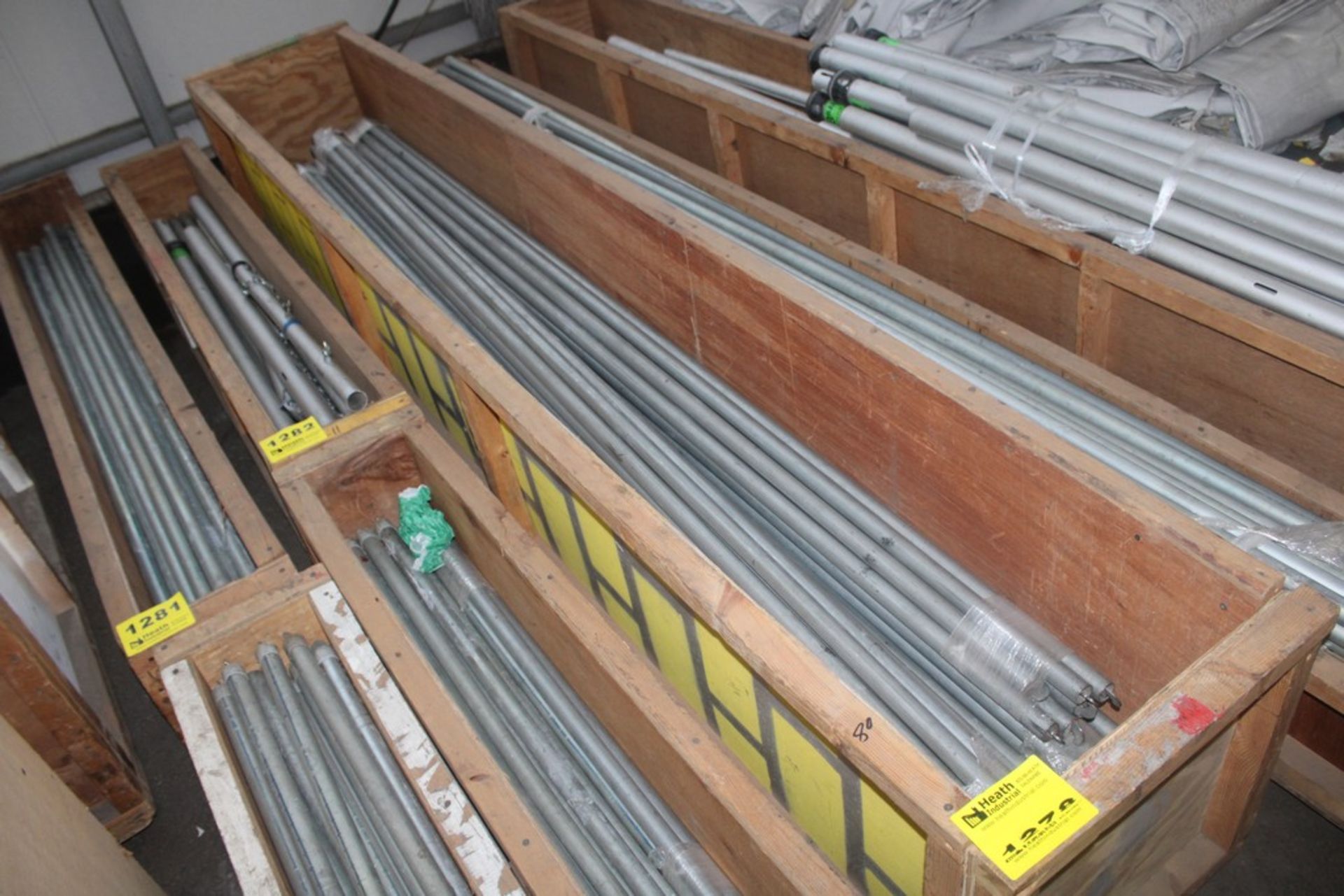 LARGE QUANTITY OF 8FT PIPE AND DRAPE RAILS IN CRATE