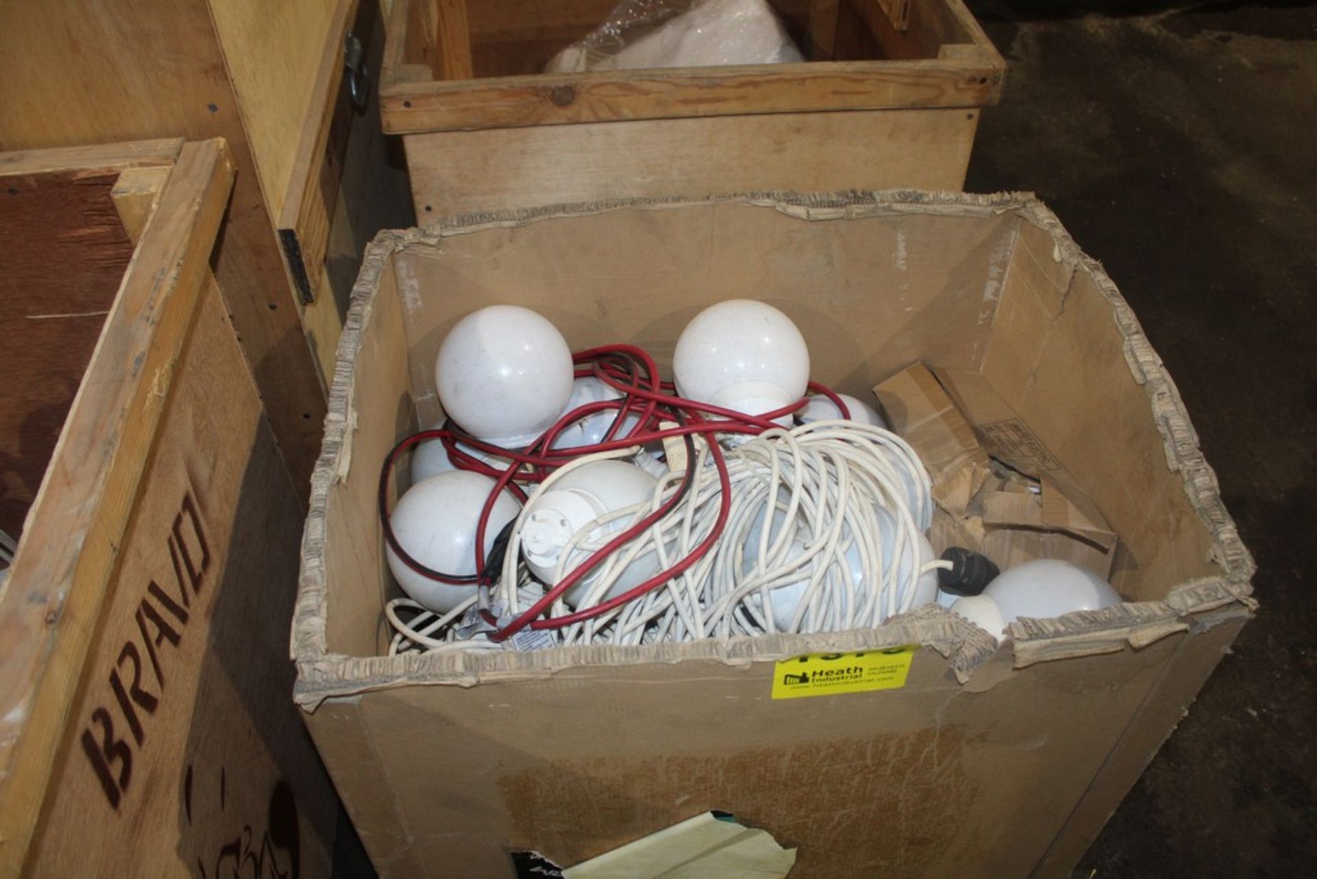 GLOBE STRING LIGHTS IN CRATE