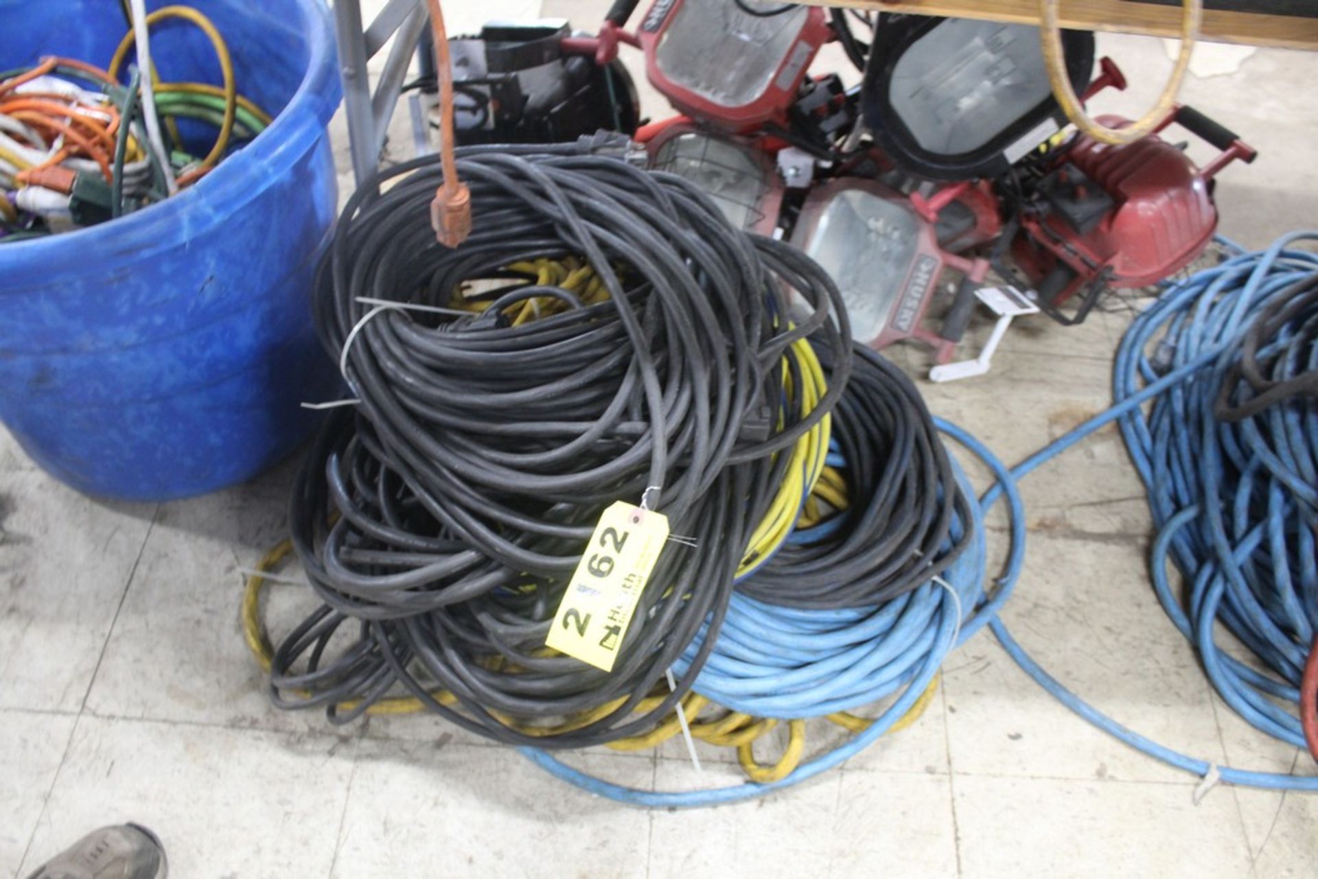 (5) EXTRA HEAVY DUTY ELECTRICAL EXTENSION CORDS