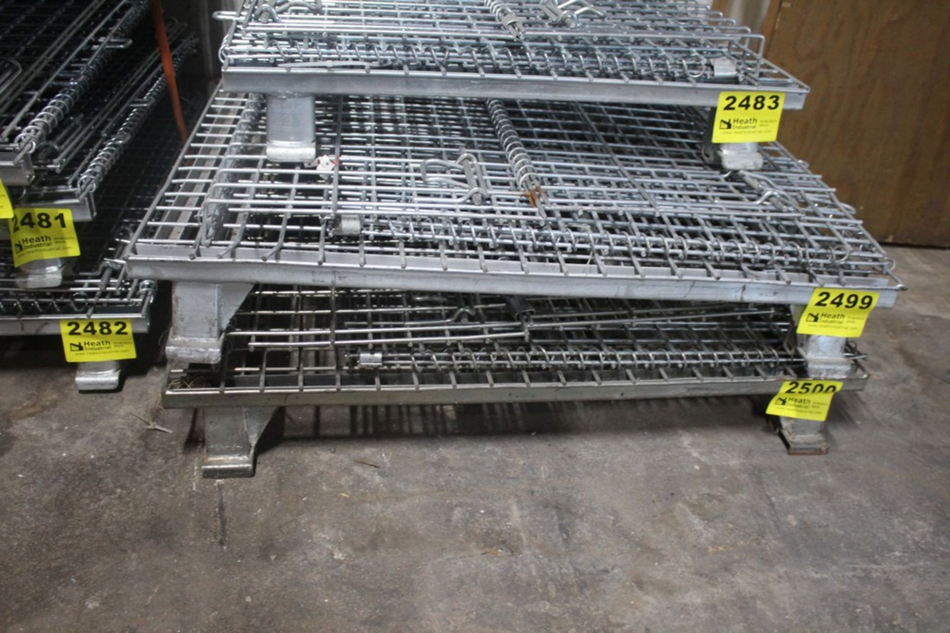 COLLAPSIBLE WIRE CRATE, 42" X 48" X 36"