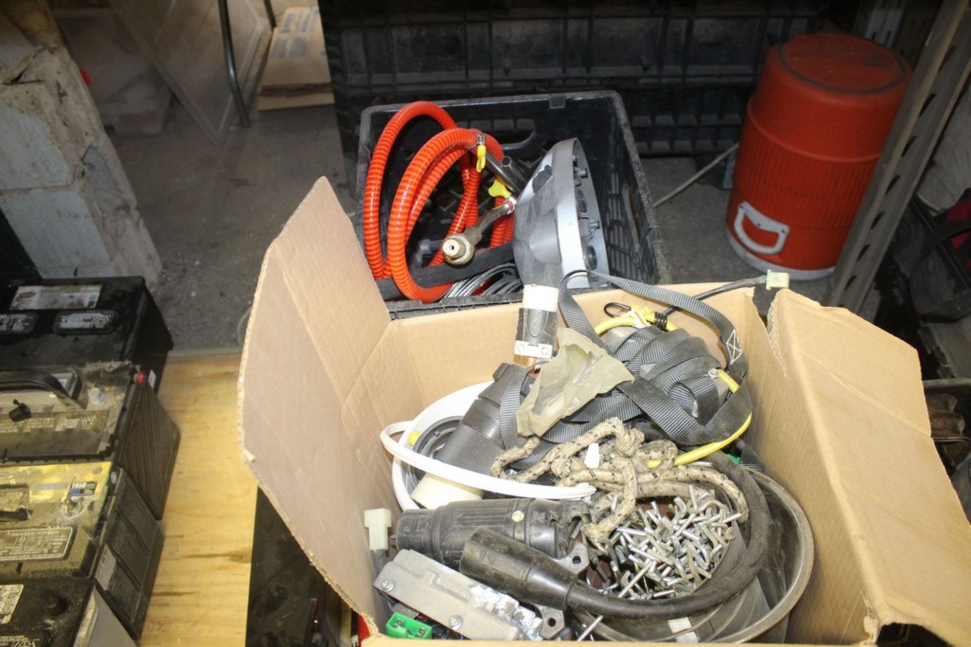 ASSORTED TRAILER PARTS IN CRATES - Image 2 of 3