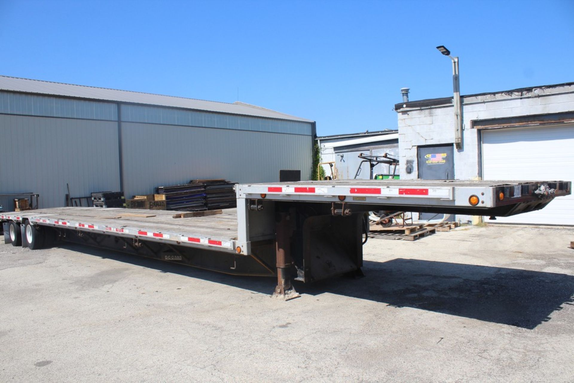 2005 Doonan 42’ Model 5020B14GVSS Drop Deck Trailer, VIN: 1D9BG502251208284, 10’ Upper Deck, 8’ - Image 2 of 5