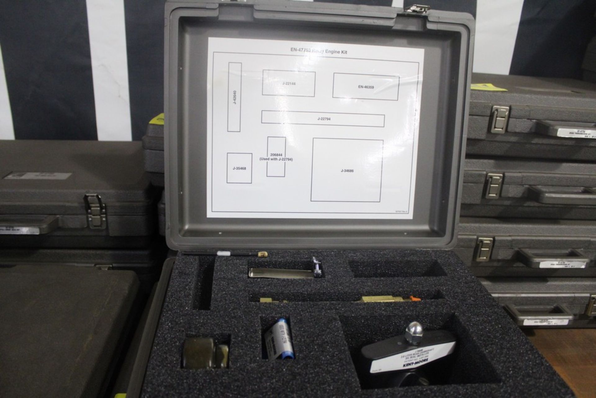 SATURN MODEL EN-47753 RELAY ENGINE TOOL KIT - Image 2 of 2