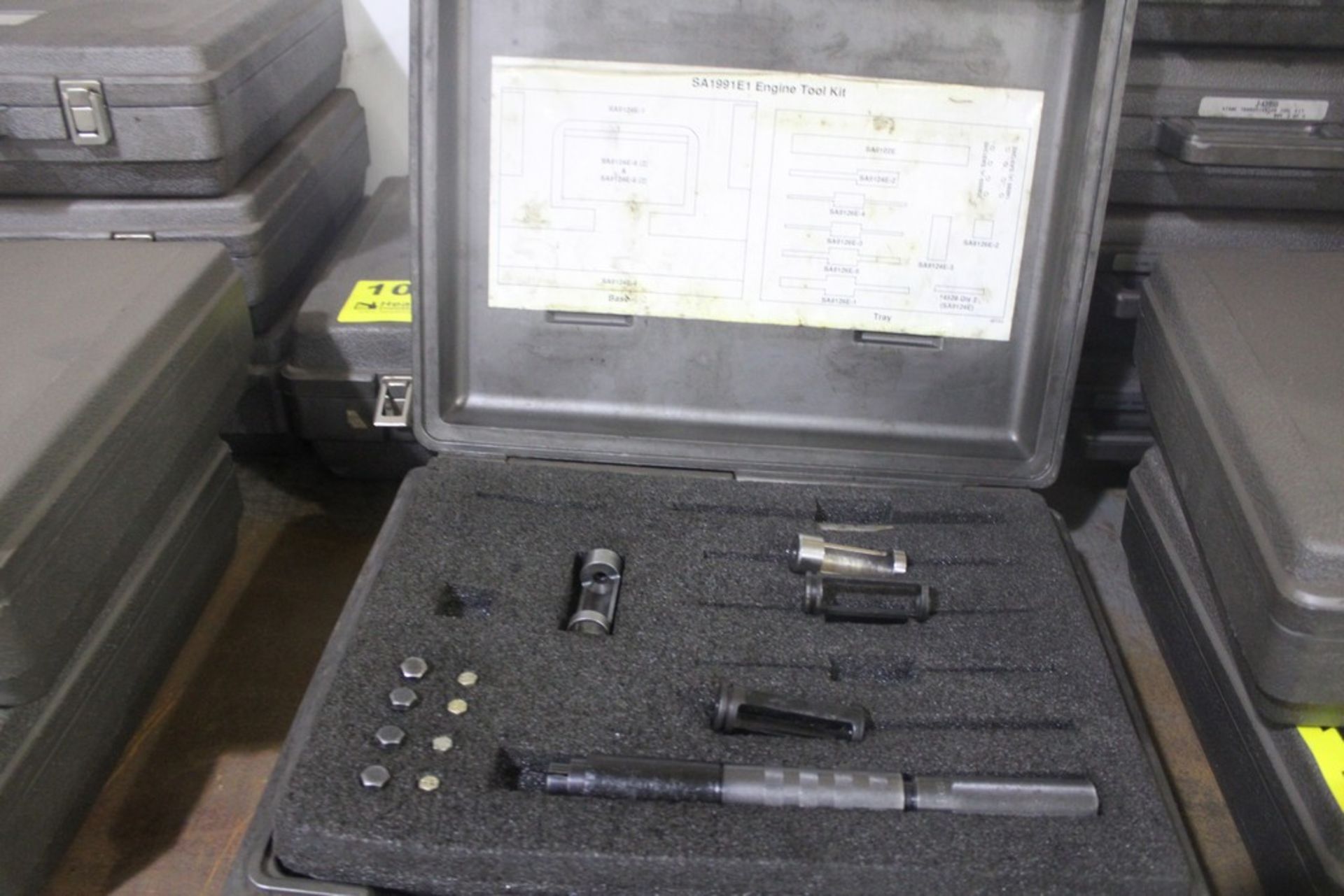 SATURN MODEL SA-1991E1 ENGINE TOOL KIT - Image 2 of 2