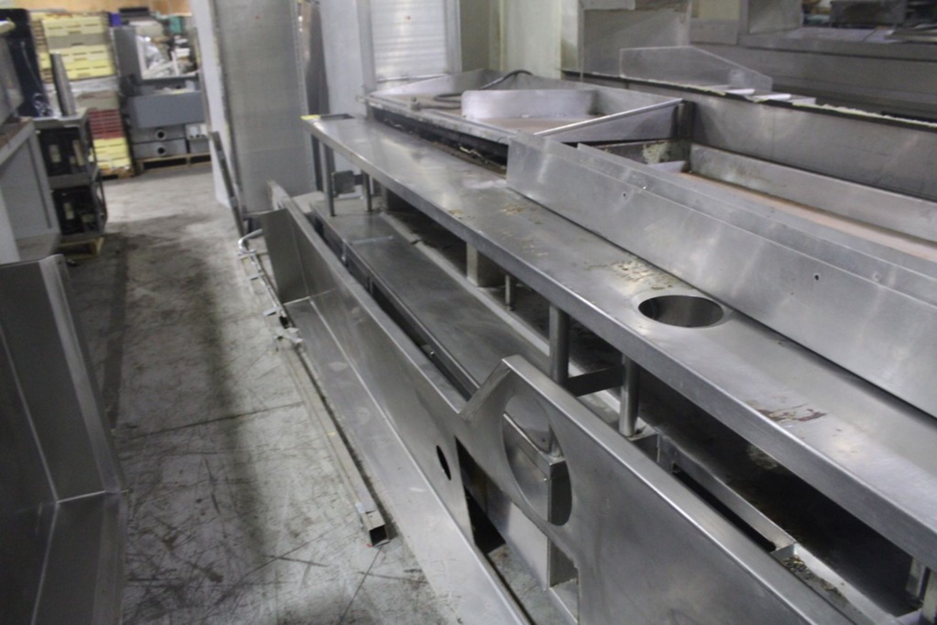 STAINLESS STEEL COUNTER WITH BUILT IN SKILLETS & EXTRA STAINLESS STEE COUNTER TOP - Image 4 of 4