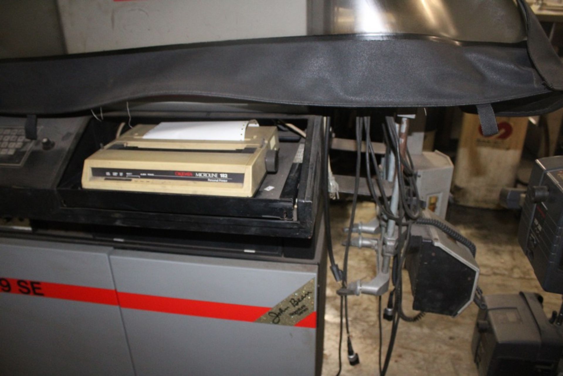 VISUALINER MODEL 9909 SE FOUR WHEEL COMPUTER ALIGNMENT SYSTEM - Image 2 of 4