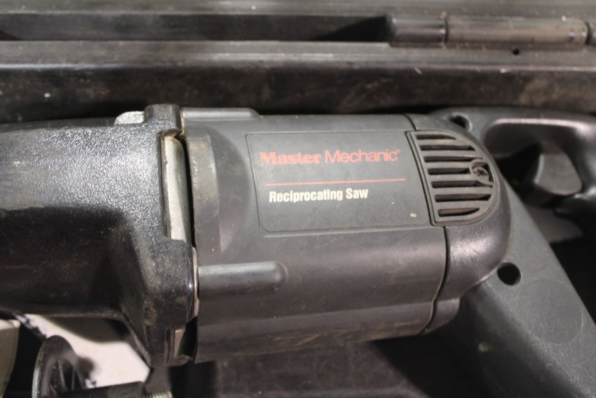 MASTER MECHANIC MODEL TV900 RECIPROCATING SAW - Image 2 of 2