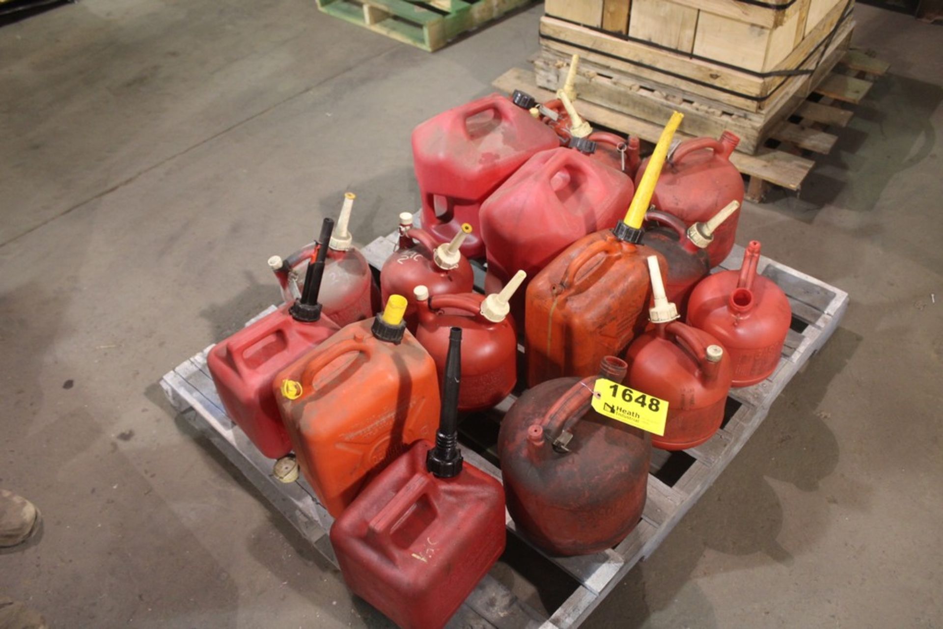 LARGE QTY OF GAS CANS