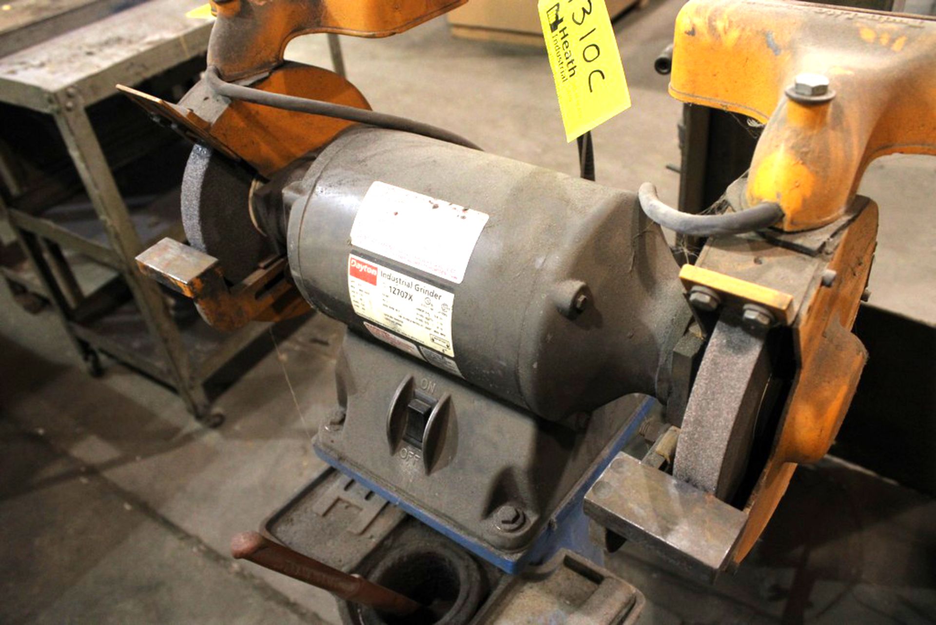 DAYTON MODEL 12707X INDUSTRIAL GRINDER - Image 3 of 3