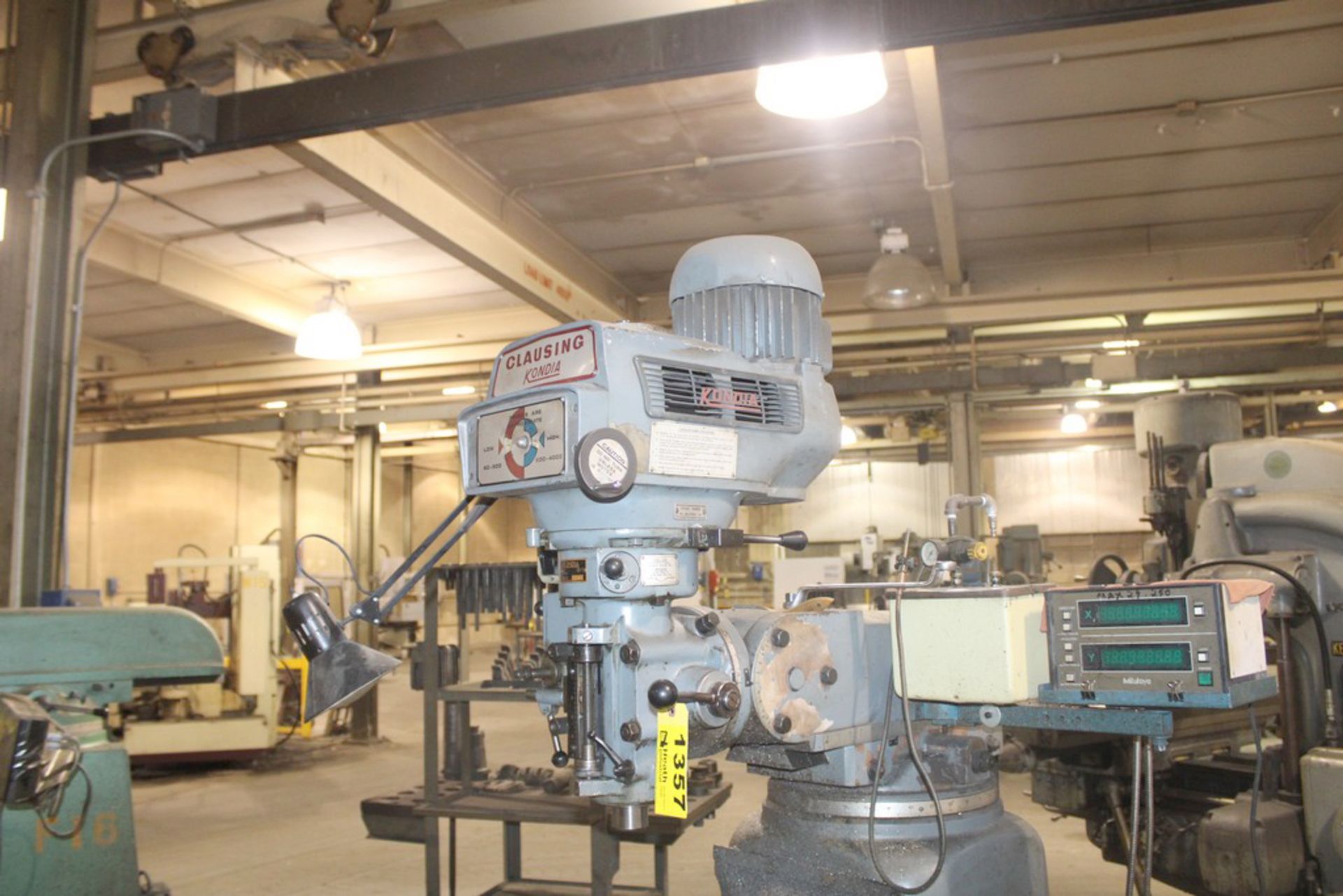 CLAUSING KONDIA 3 HP MODEL FV-1 VARIABLE SPEED RAM TYPE VERTICAL MILL, S/N S94, 42” TABLE, DRO - Image 6 of 6