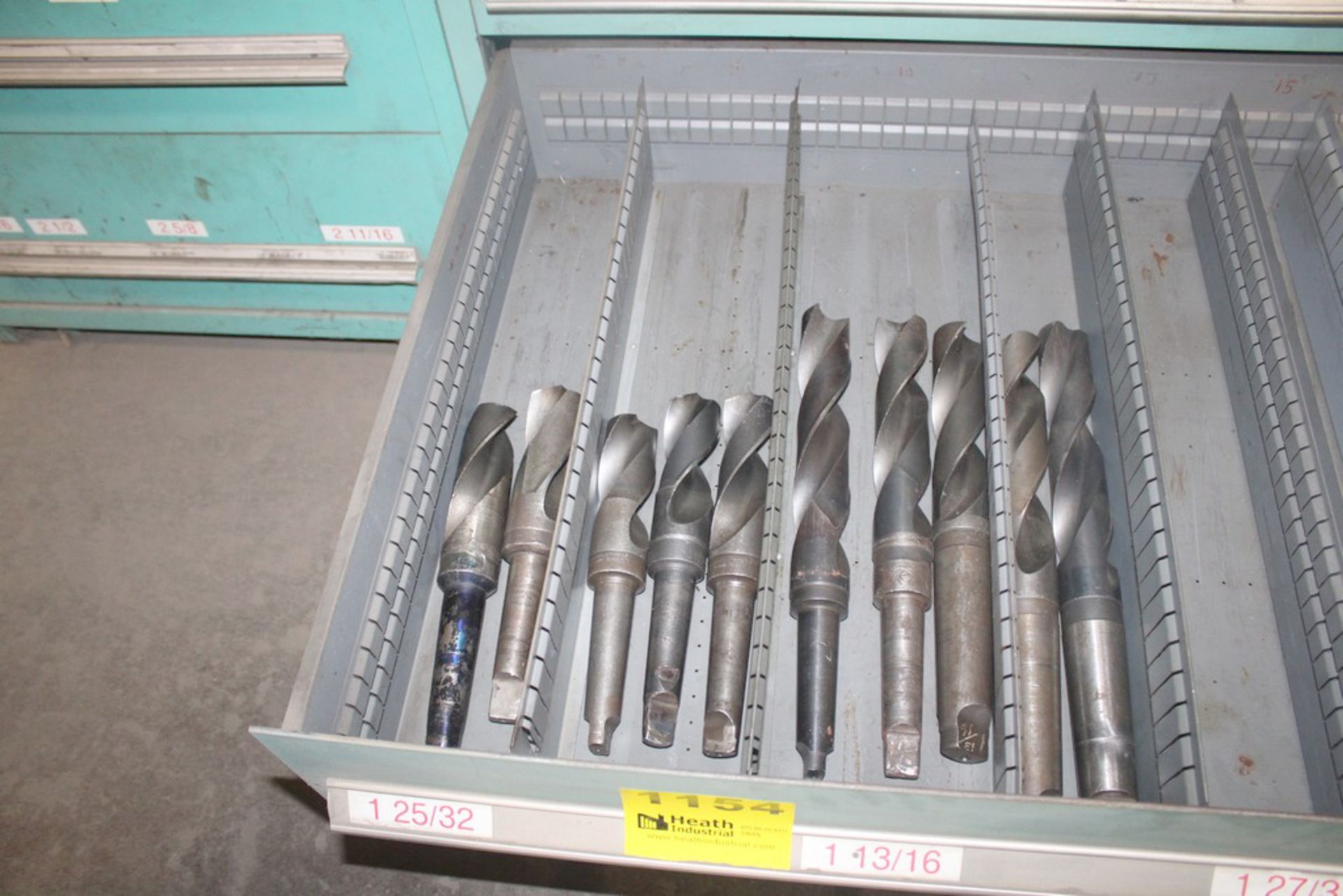 (10) LARGE TAPER SHANK DRILL BITS IN DRAWER